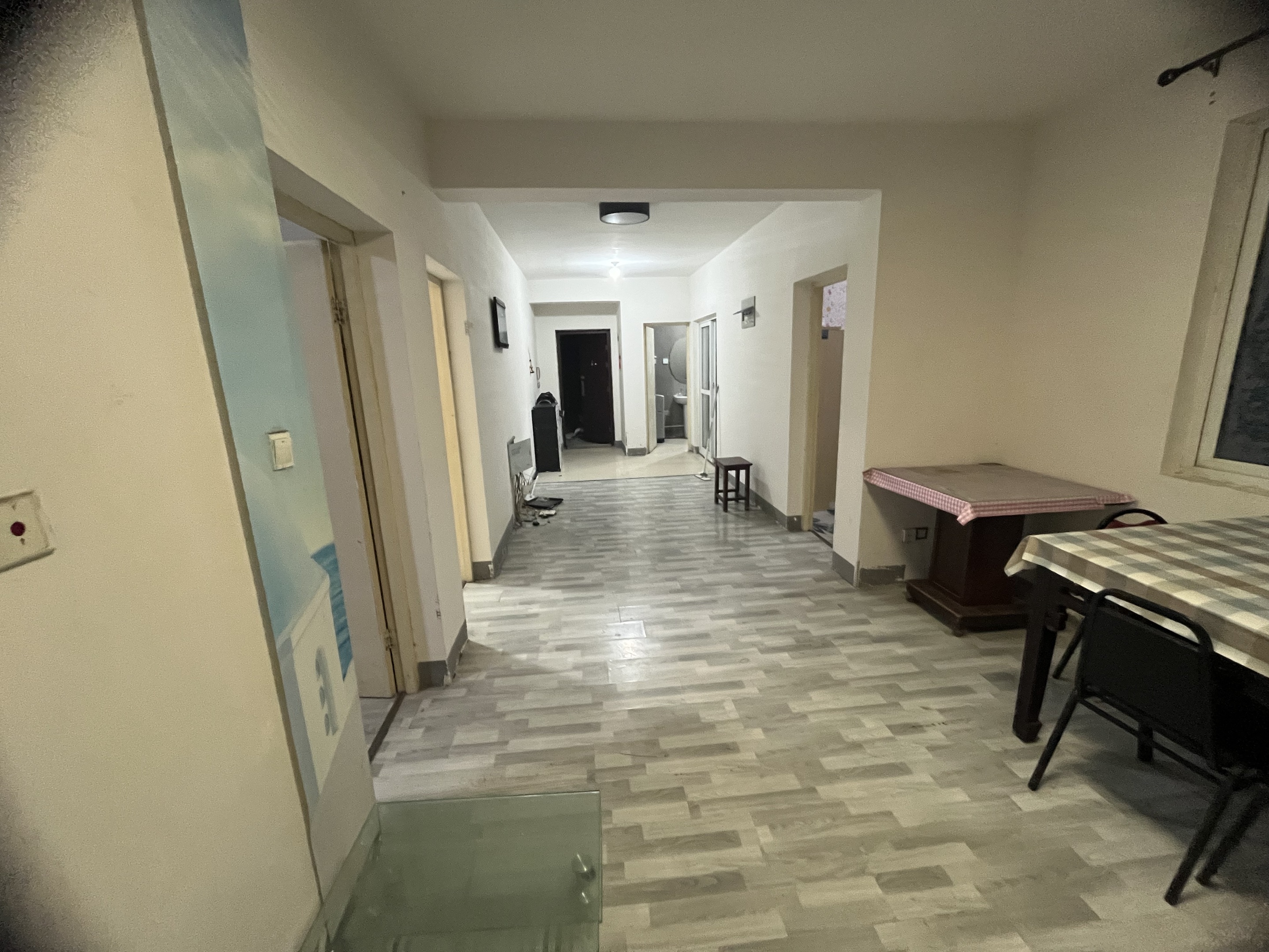 学士府 3室2厅1卫 107m&sup2;
