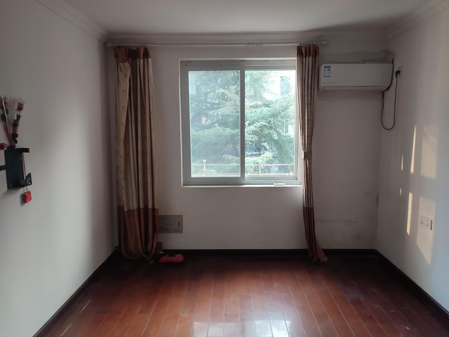 新建路新村（新建花苑） 2室1厅1卫 65m&sup2;