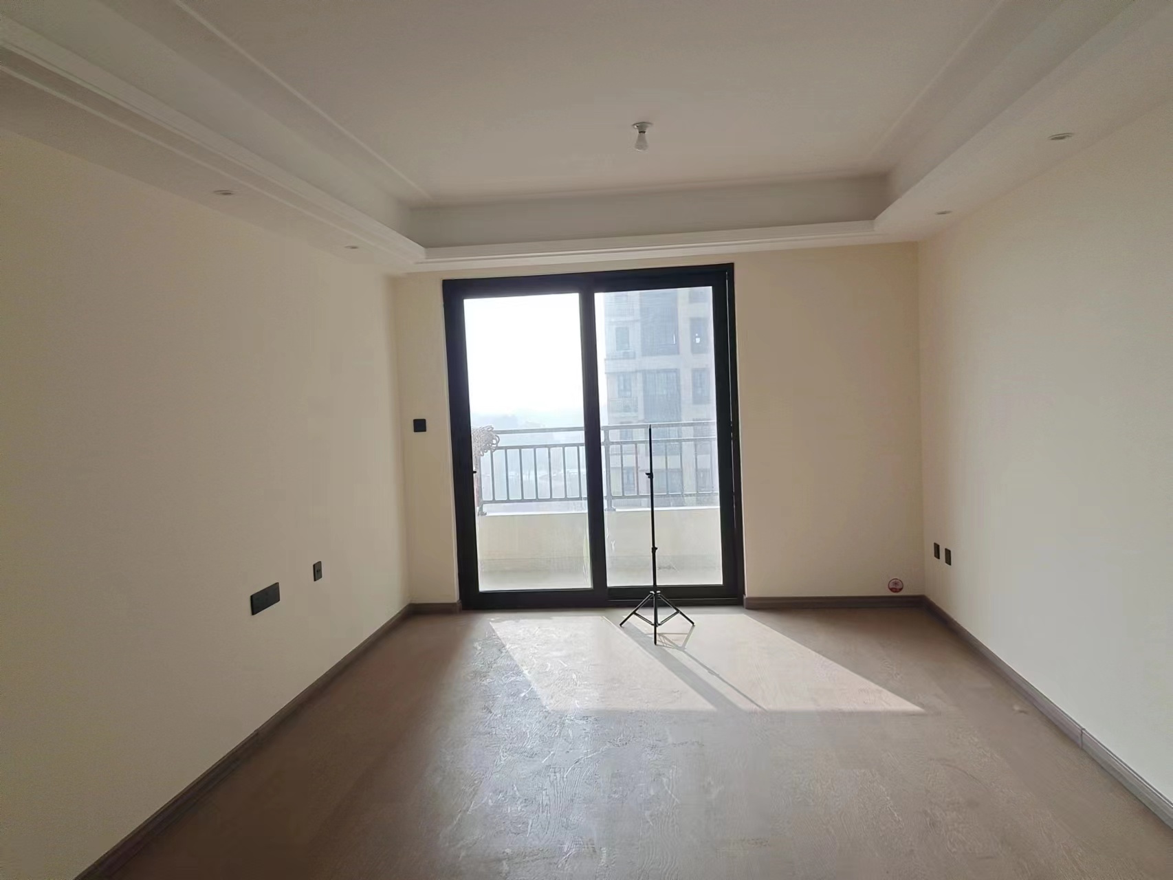 湖山源著 3室2厅1卫 100m&sup2;