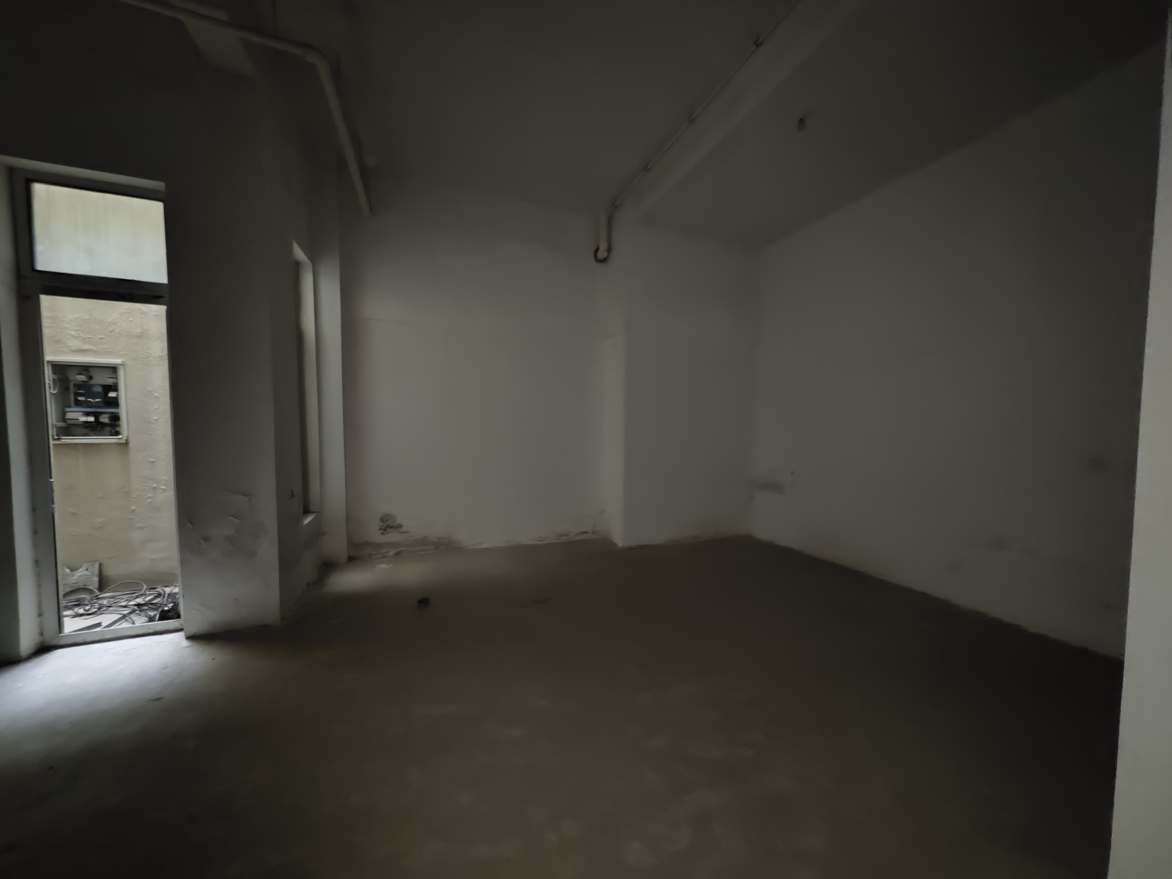 顺发御园 5室2厅3卫 300m&sup2;