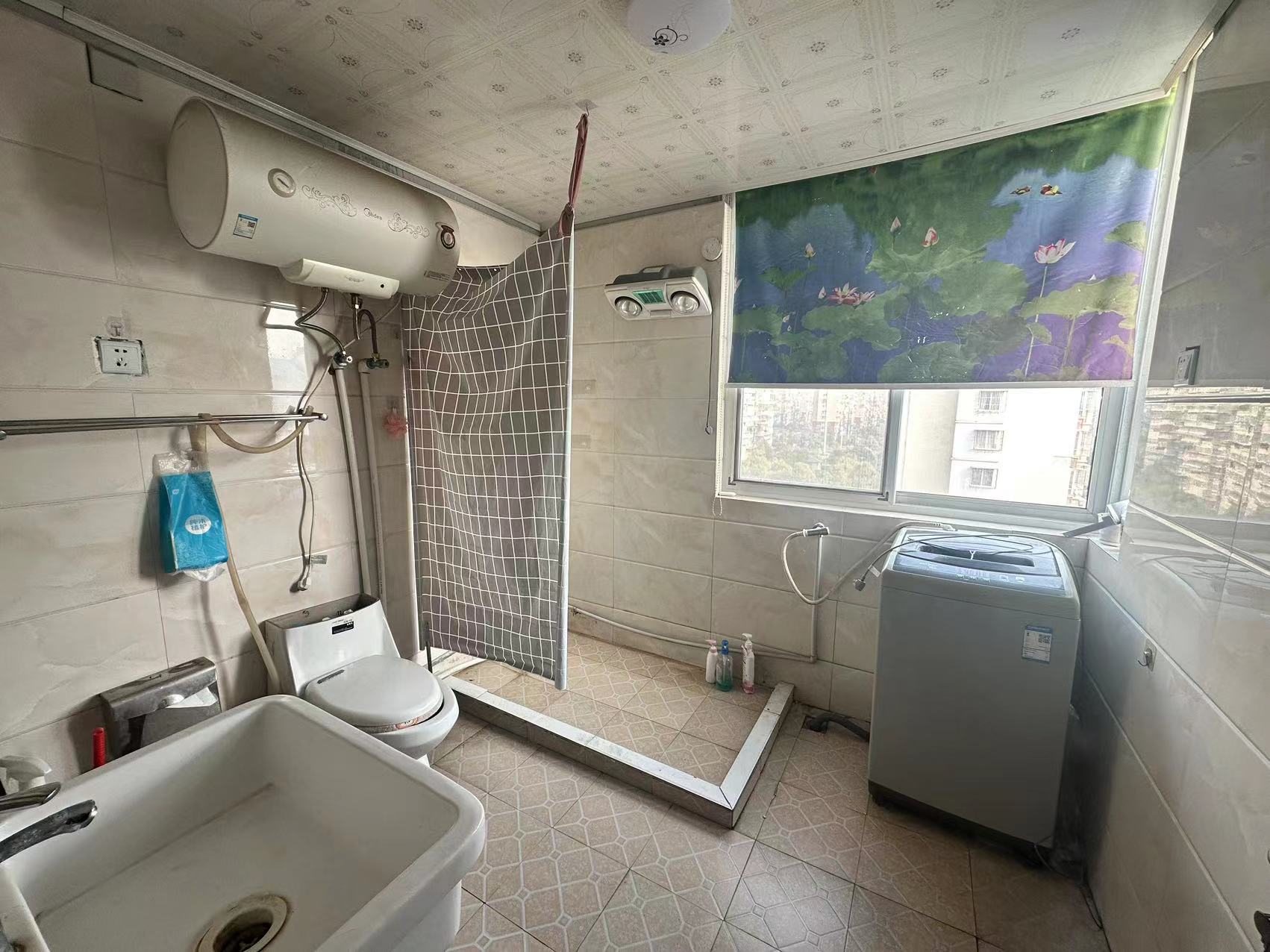 天霞苑 2室2厅1卫 98m&sup2;