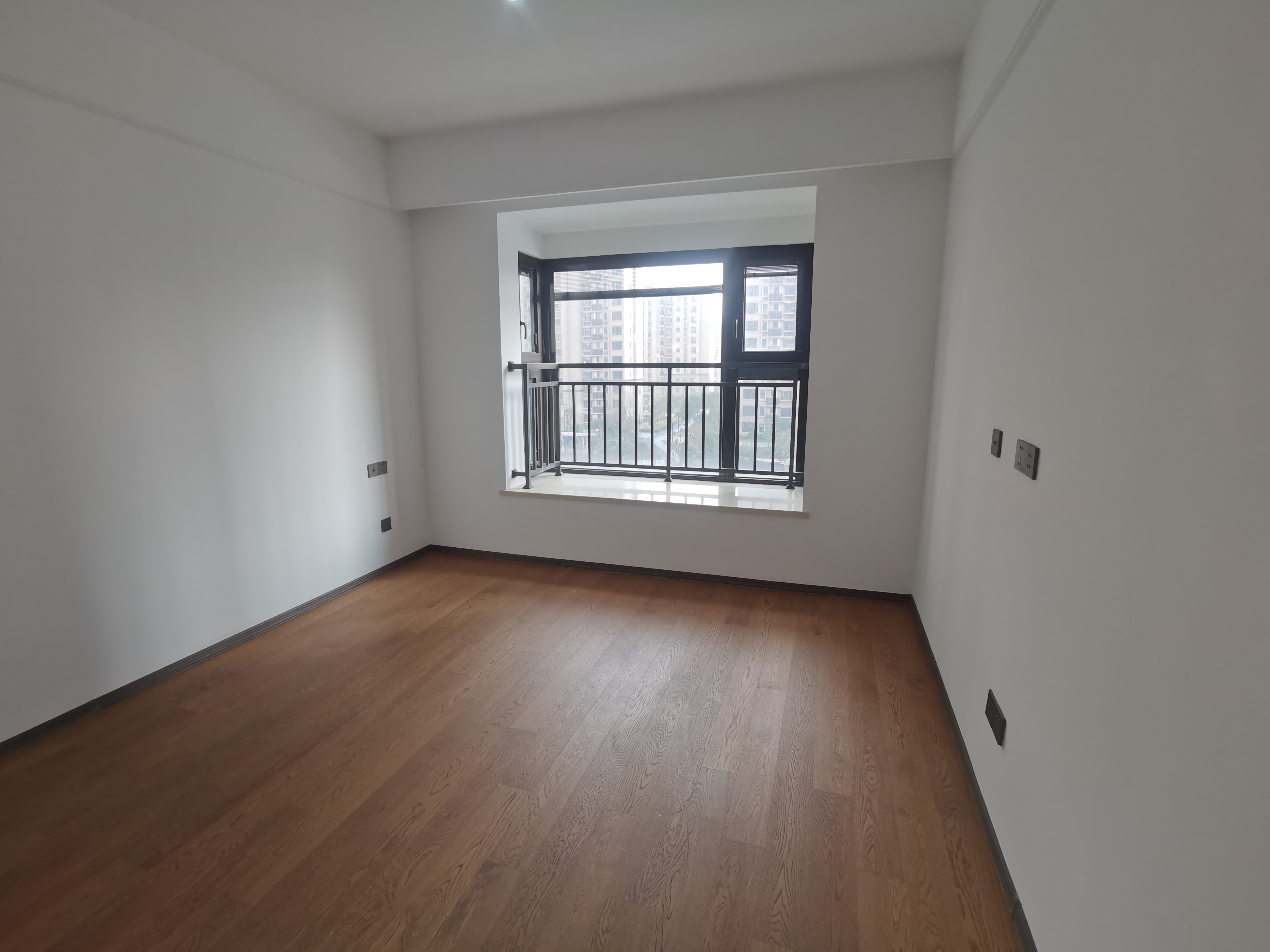 春风南岸西园 3室2厅2卫 123m&sup2;
