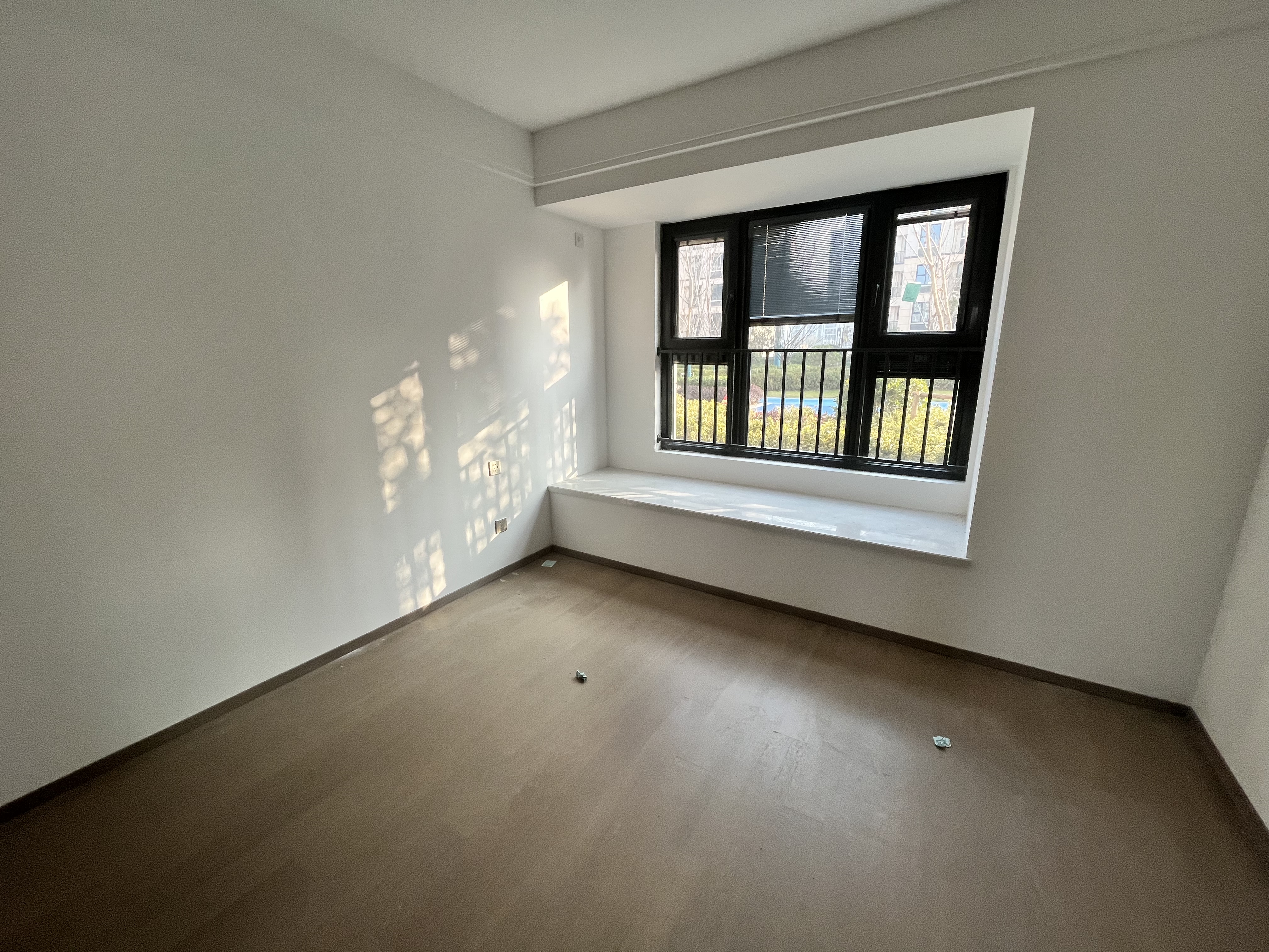 华禧铭苑 3室2厅2卫 102m&sup2;