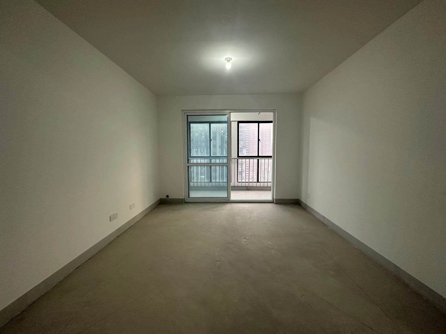红星嘉苑 3室2厅1卫 126.00m&sup2;