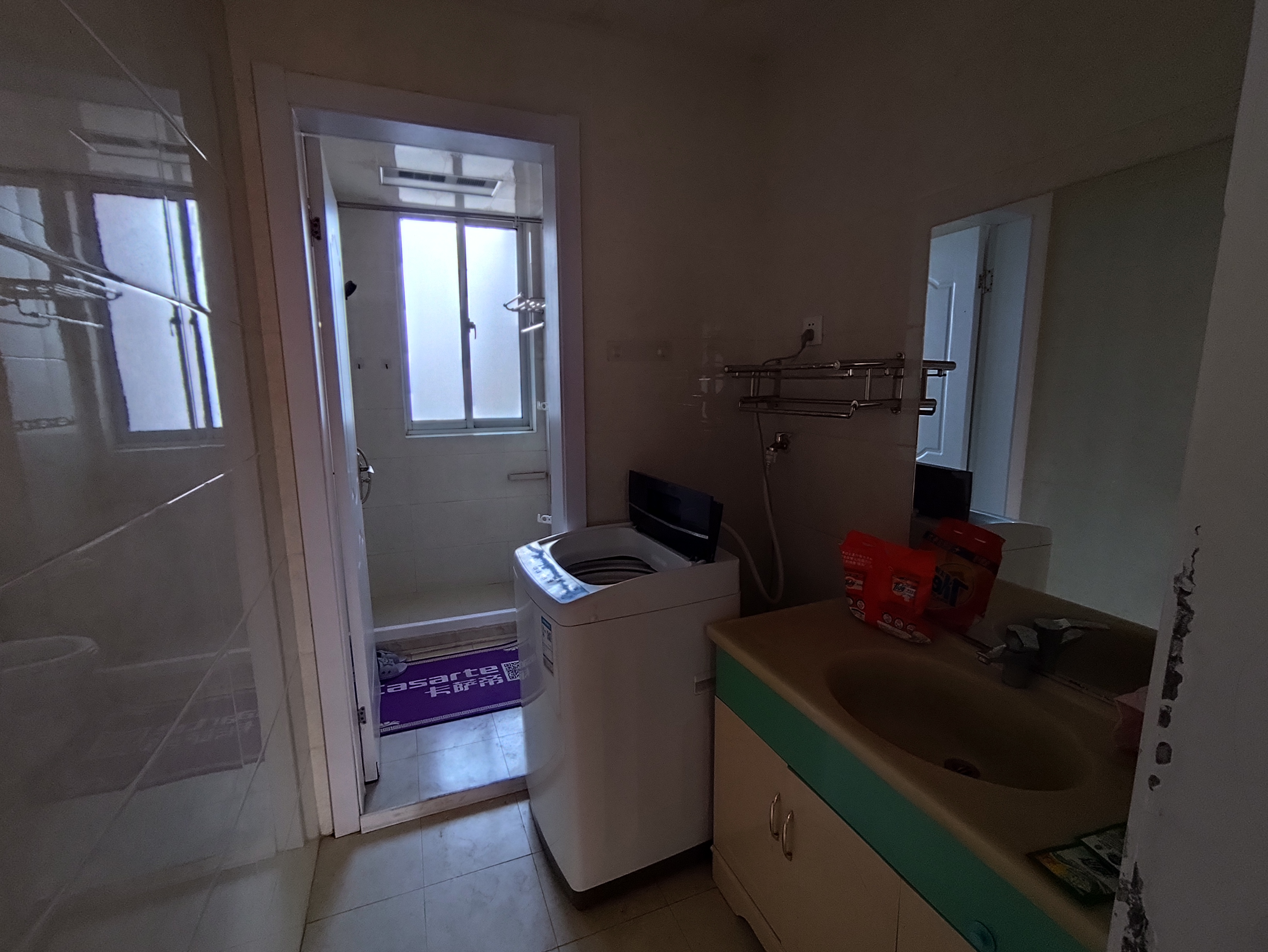 中南世纪花城 3室2厅1卫 113m&sup2;