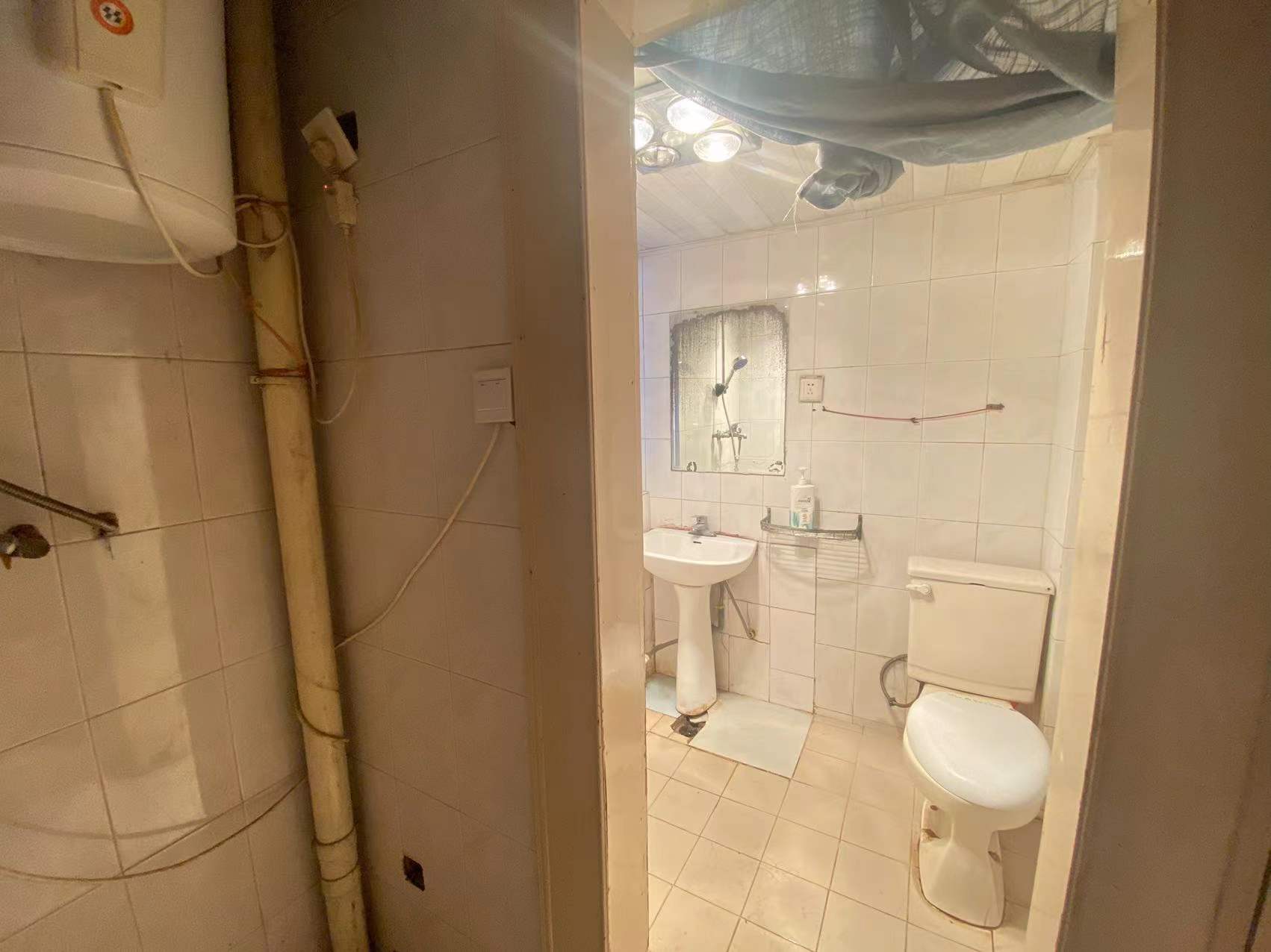 光明东村一期 2室1厅1卫 68.67m²
