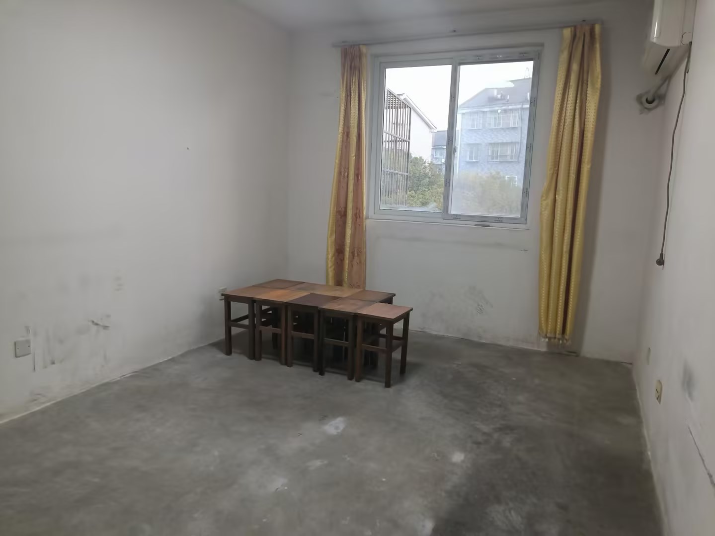五山家园 1室2厅1卫 74.00m&sup2;