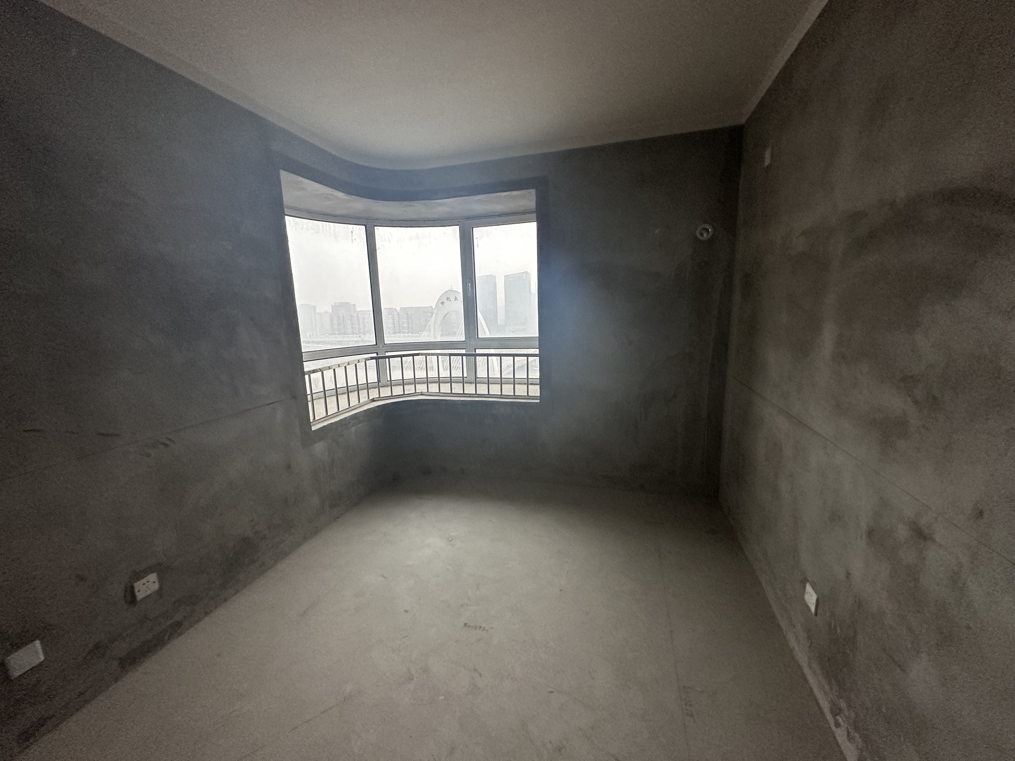 富都豪园 3室2厅1卫 119m&sup2;