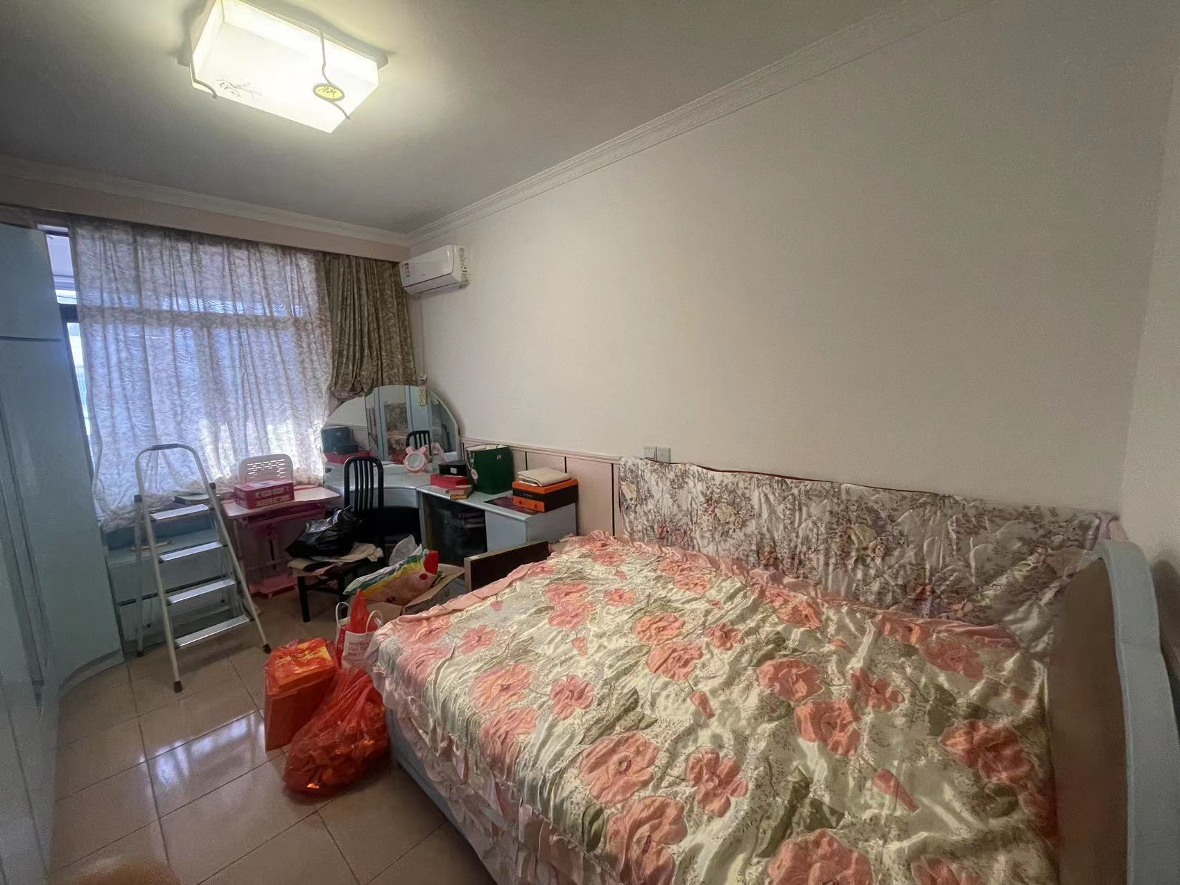 八角亭小区 3室2厅1卫 128.00m&sup2;