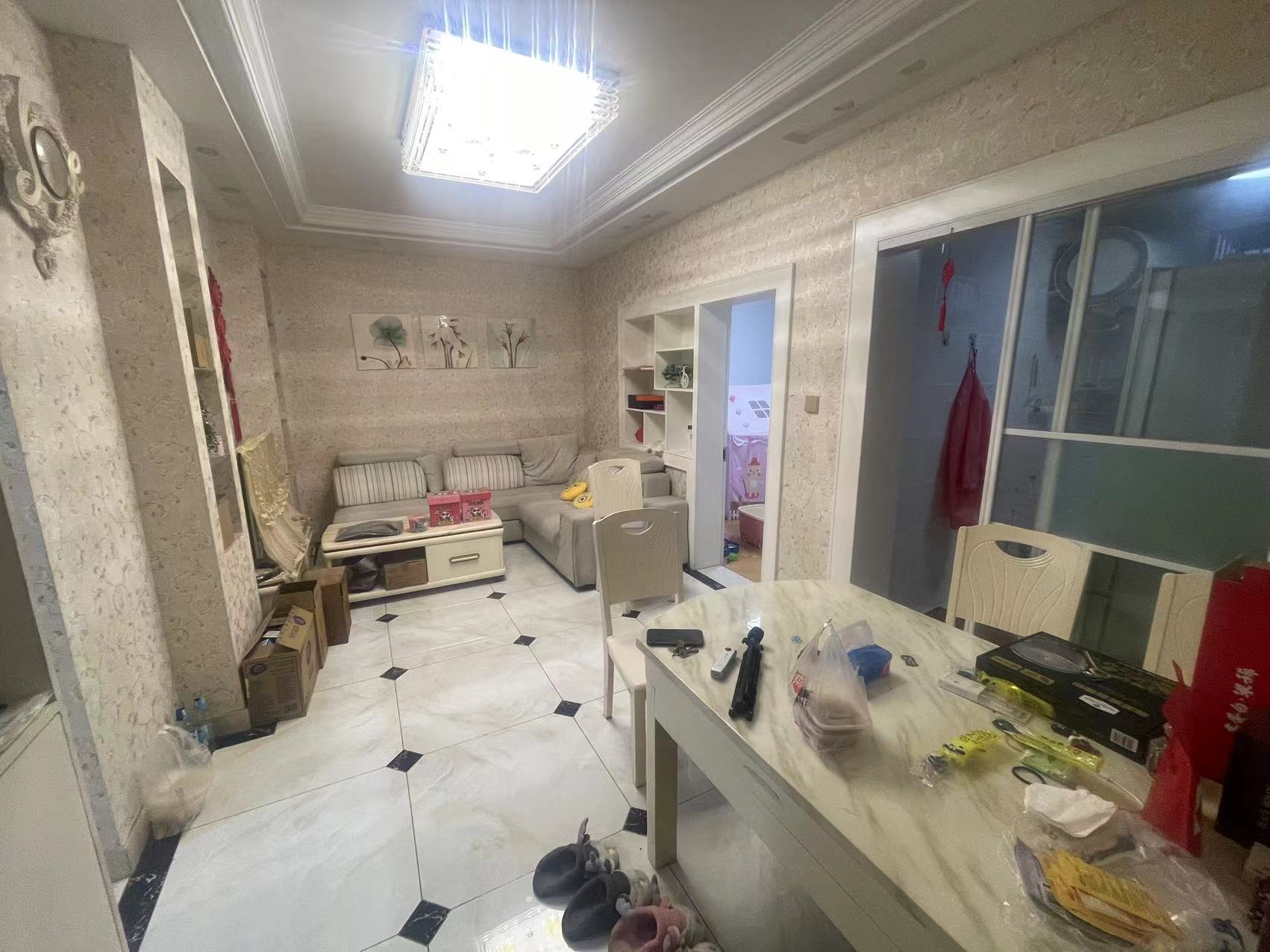 八角亭小区 3室2厅1卫 80m²