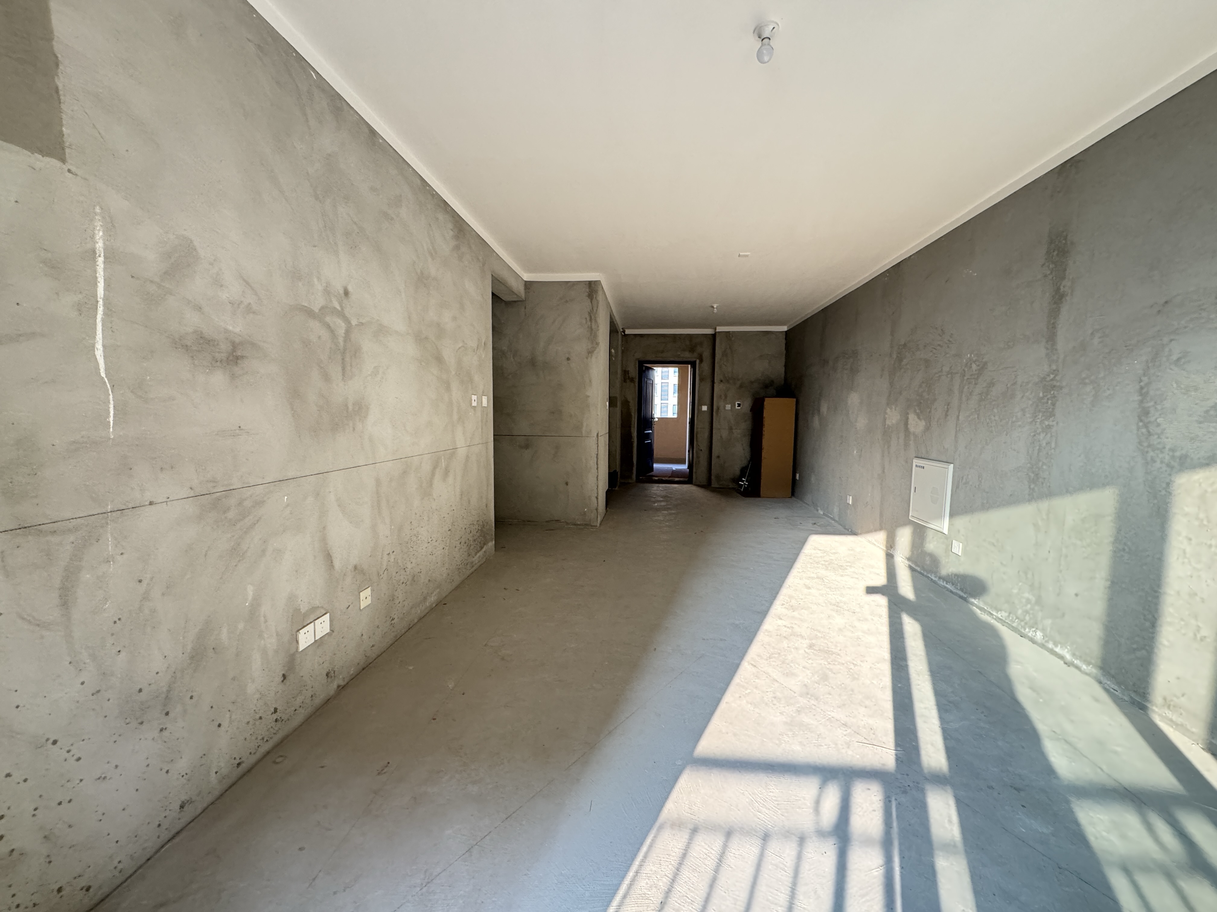 保利香槟国际 3室2厅2卫 115m²