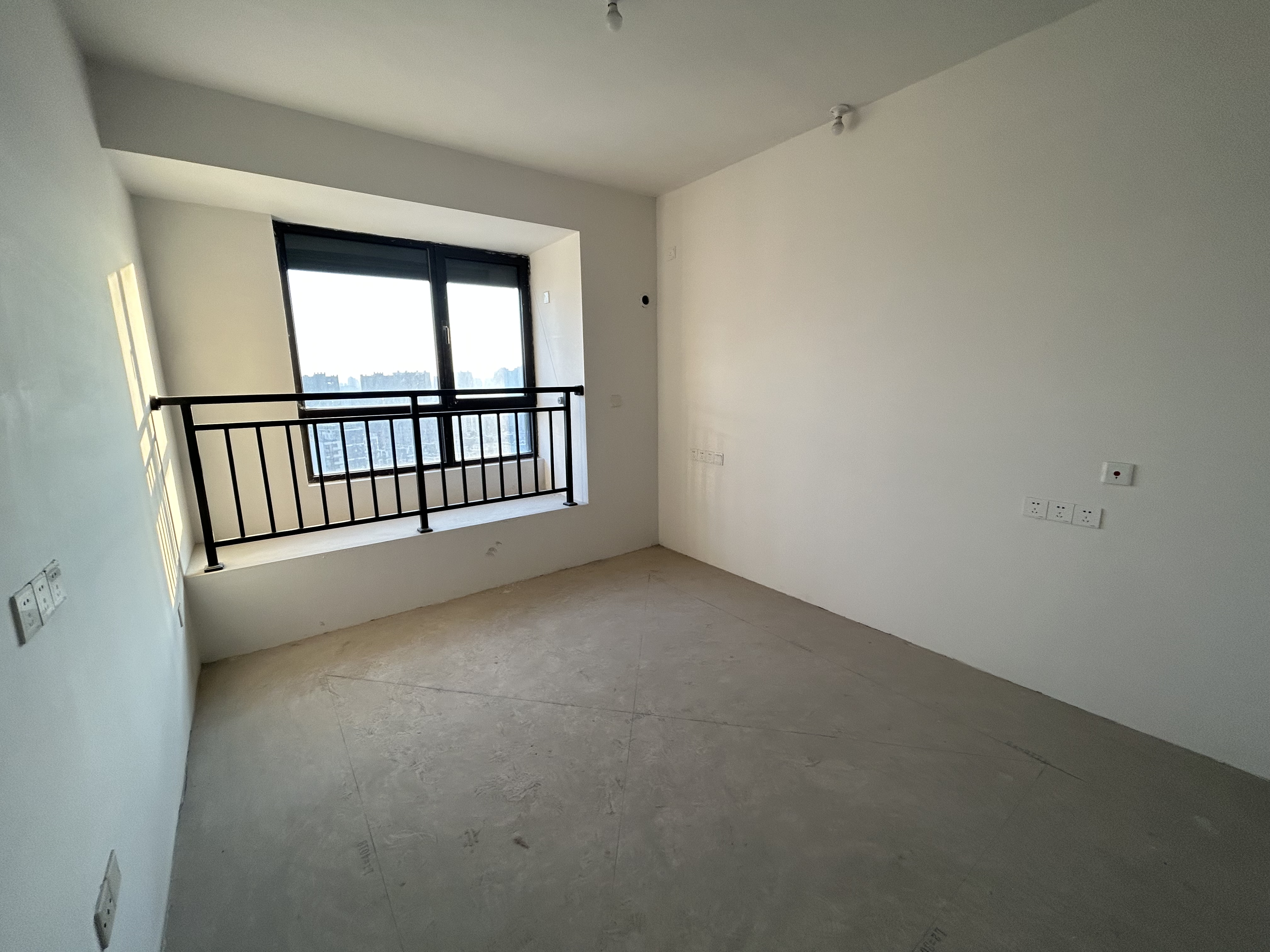 苏建阳光新城 3室2厅1卫 105m&sup2;