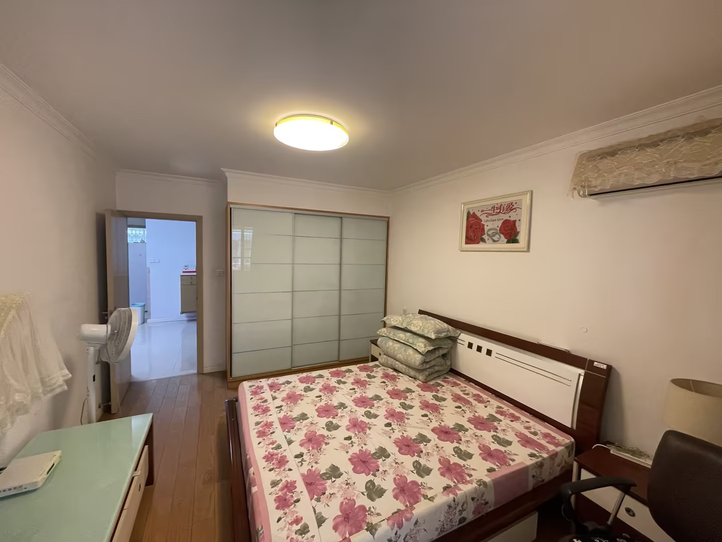 天都花苑 3室2厅2卫 145.23m&sup2;