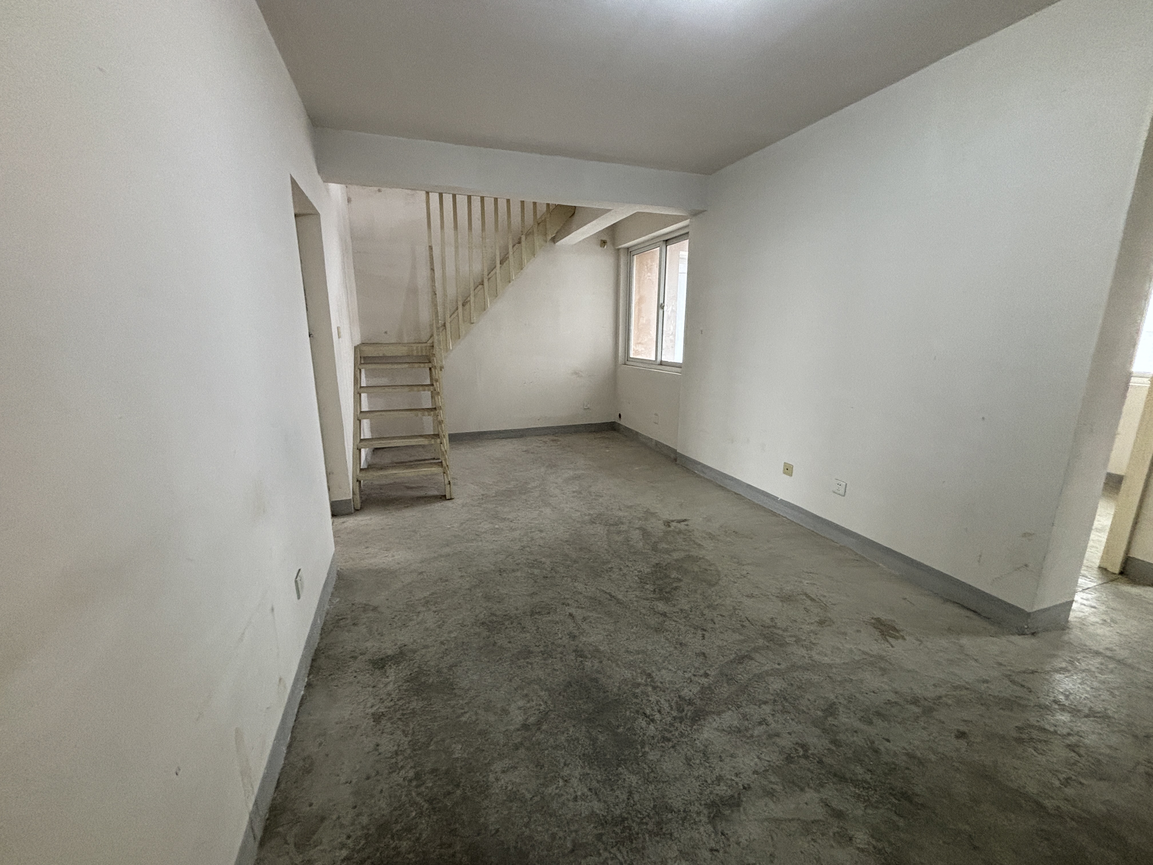 惠泽苑 3室1厅1卫 103m&sup2;