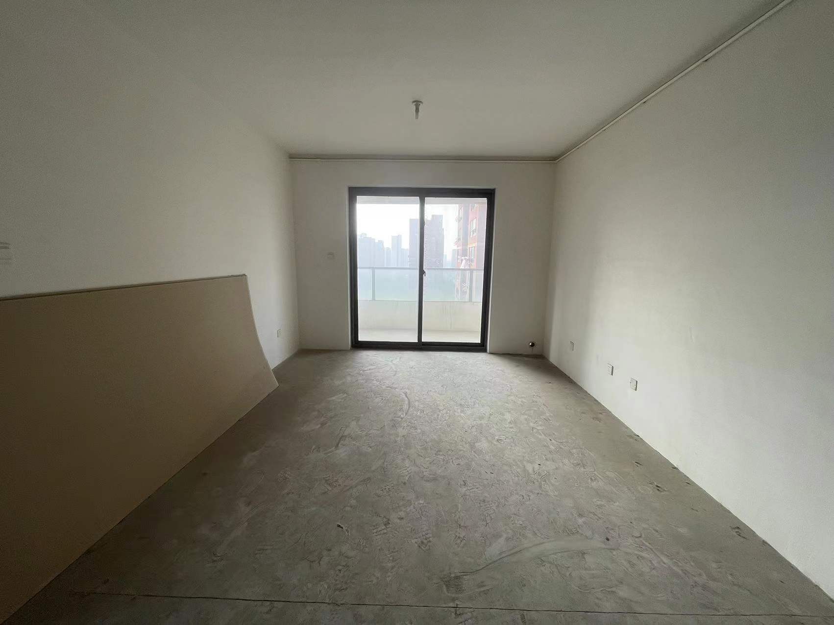 万濠星城 3室2厅2卫 128m&sup2;
