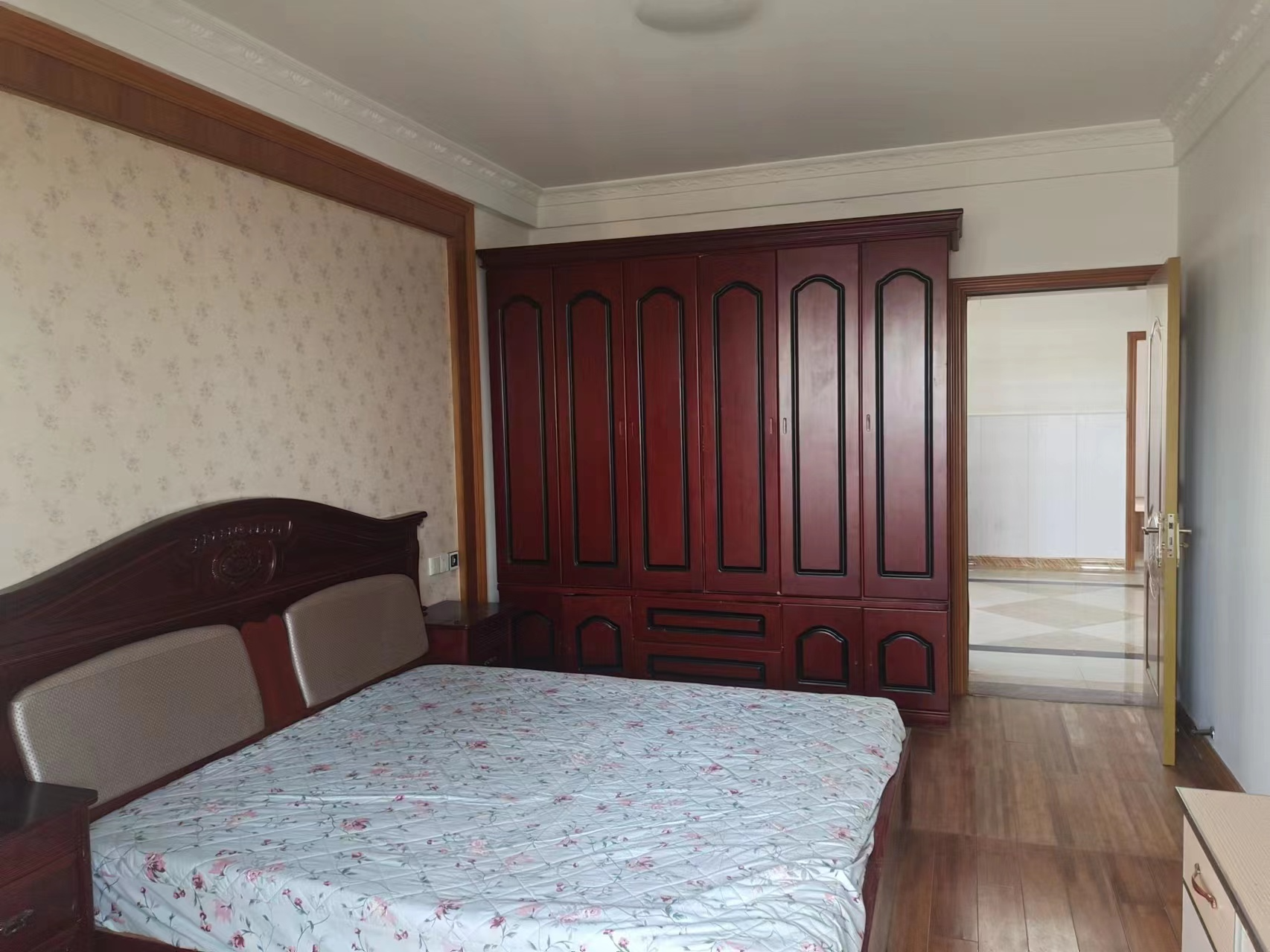天熹苑 3室2厅1卫 108m&sup2;