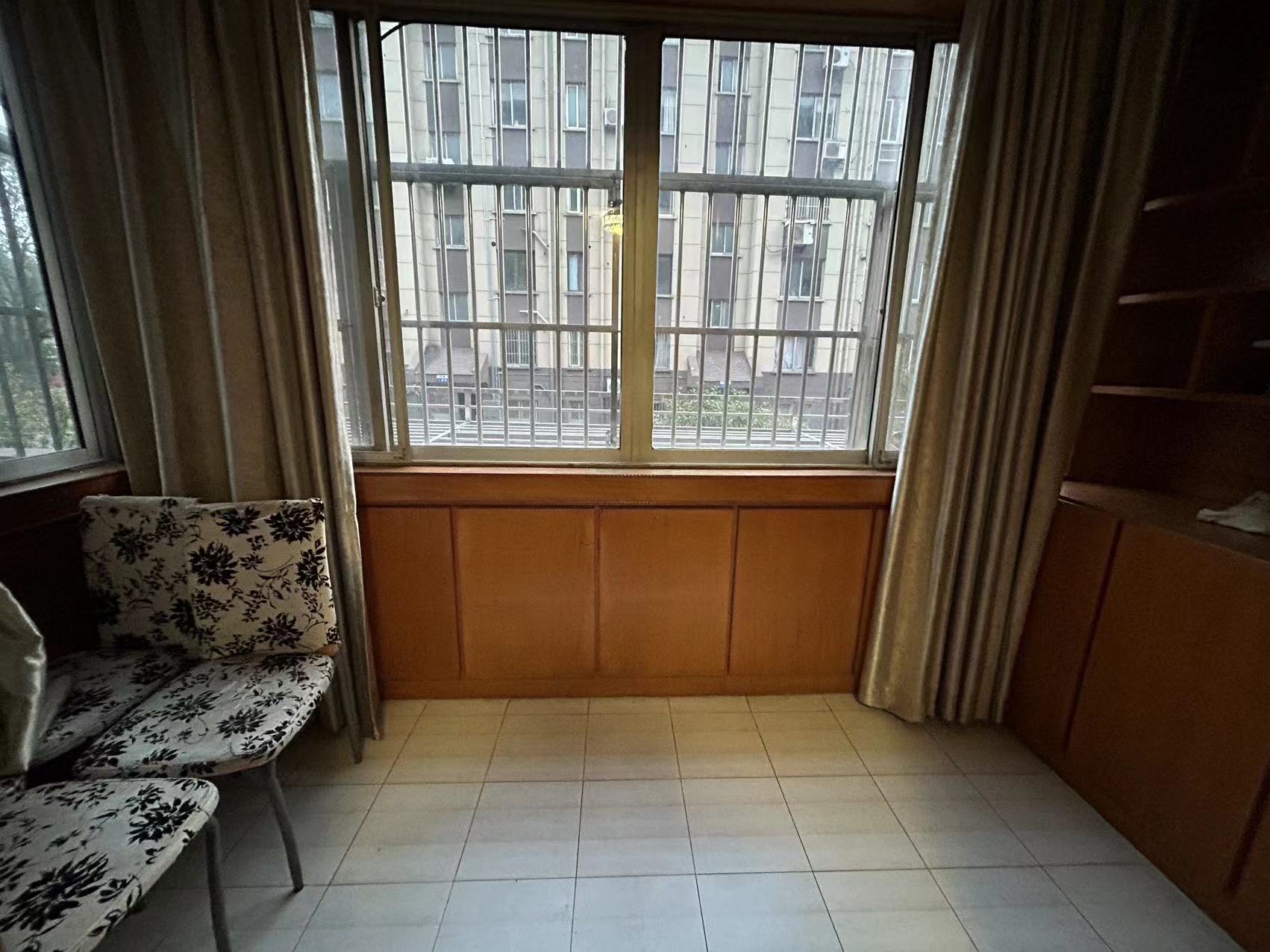 中远小区 2室1厅1卫 78m&sup2;