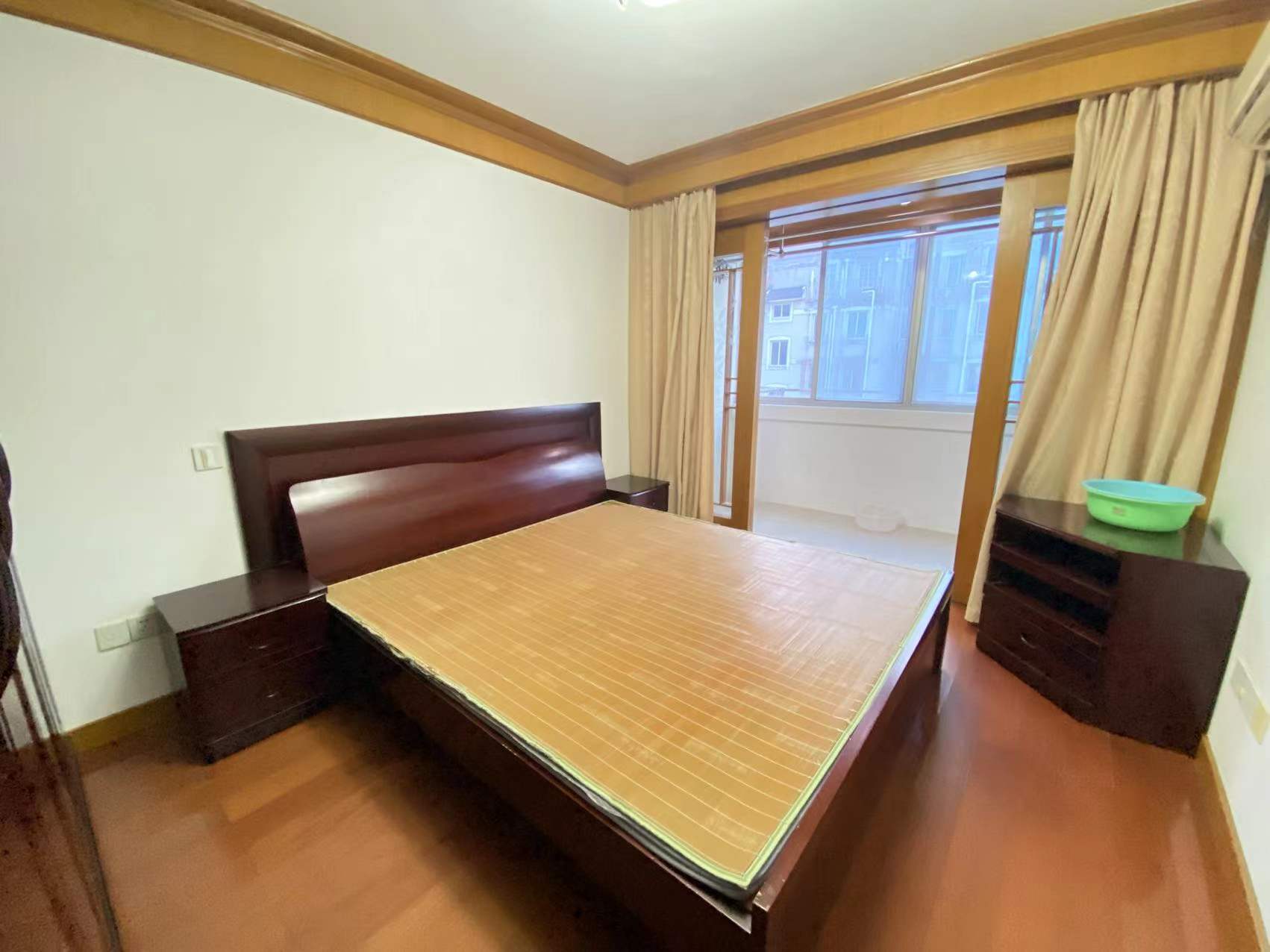 光明南村 3室1厅1卫 92m&sup2;