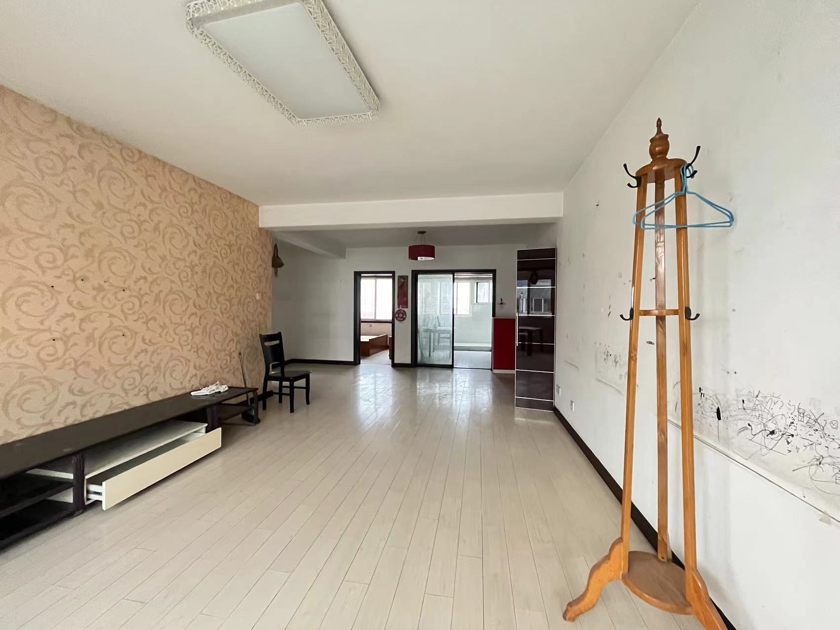 新通海大厦 2室2厅1卫 173.47m&sup2;