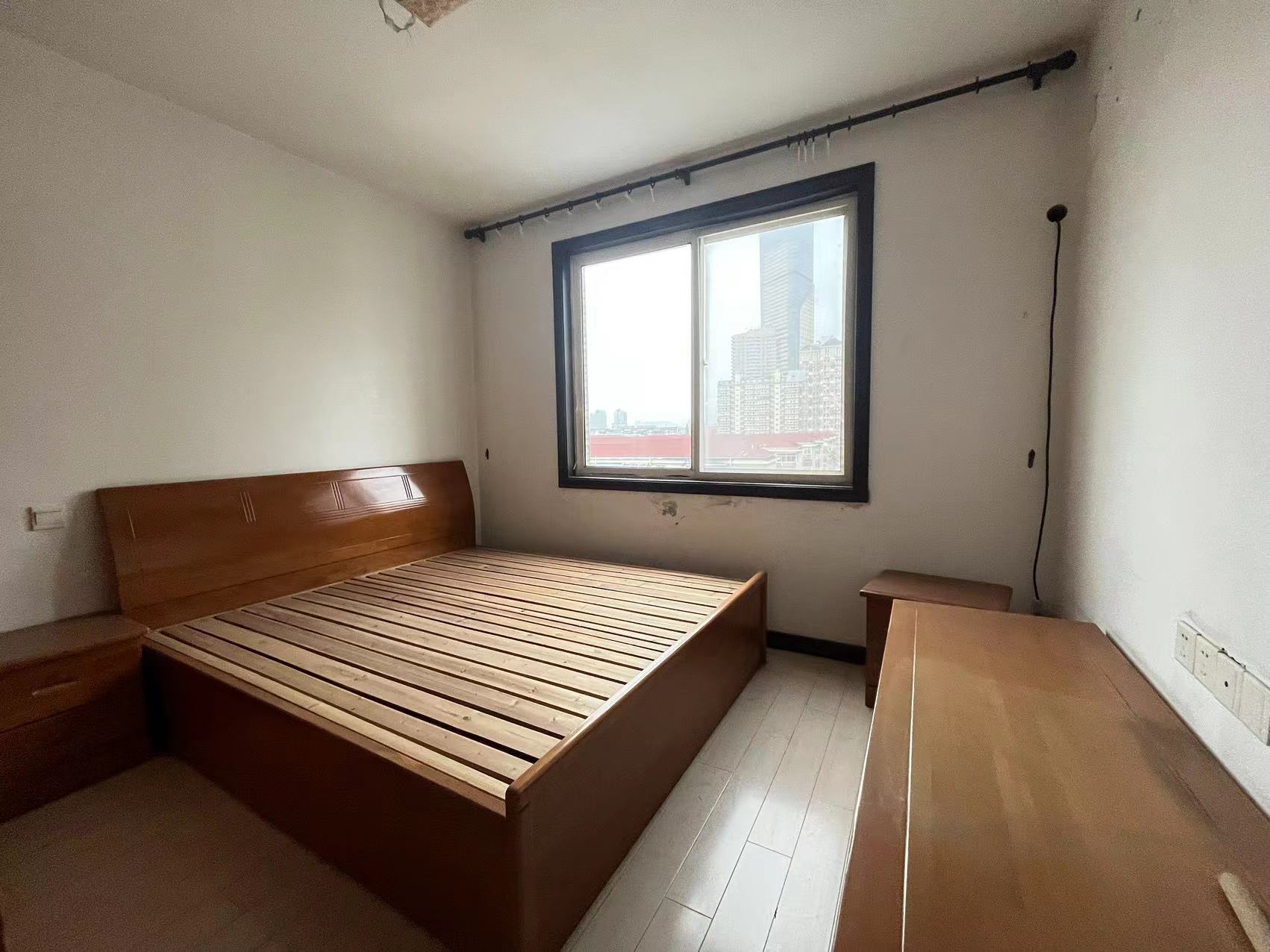 新通海大厦 2室2厅1卫 173.47m&sup2;