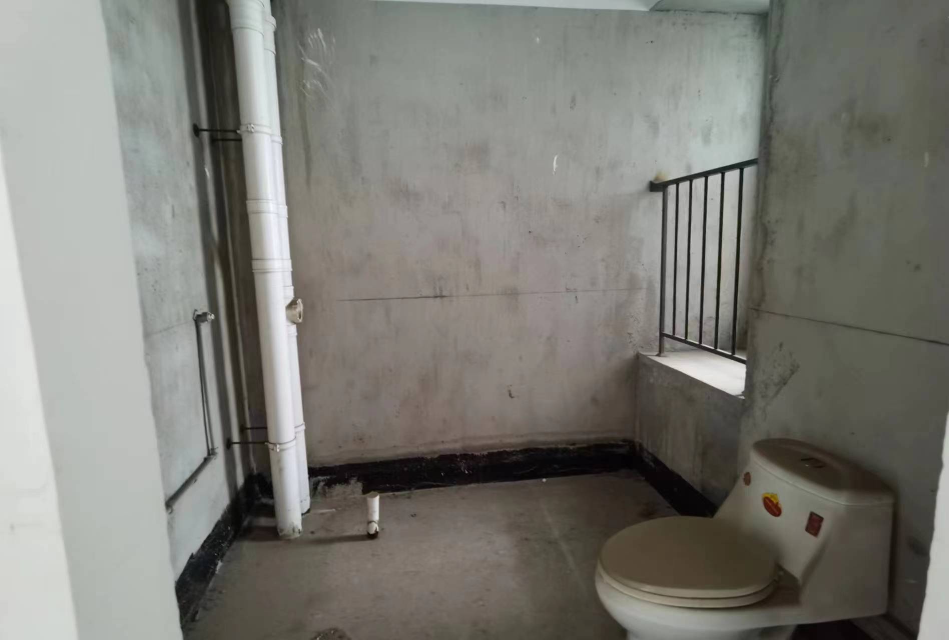 和融&bull;优山美地名邸 3室2厅1卫 117.00m&sup2;