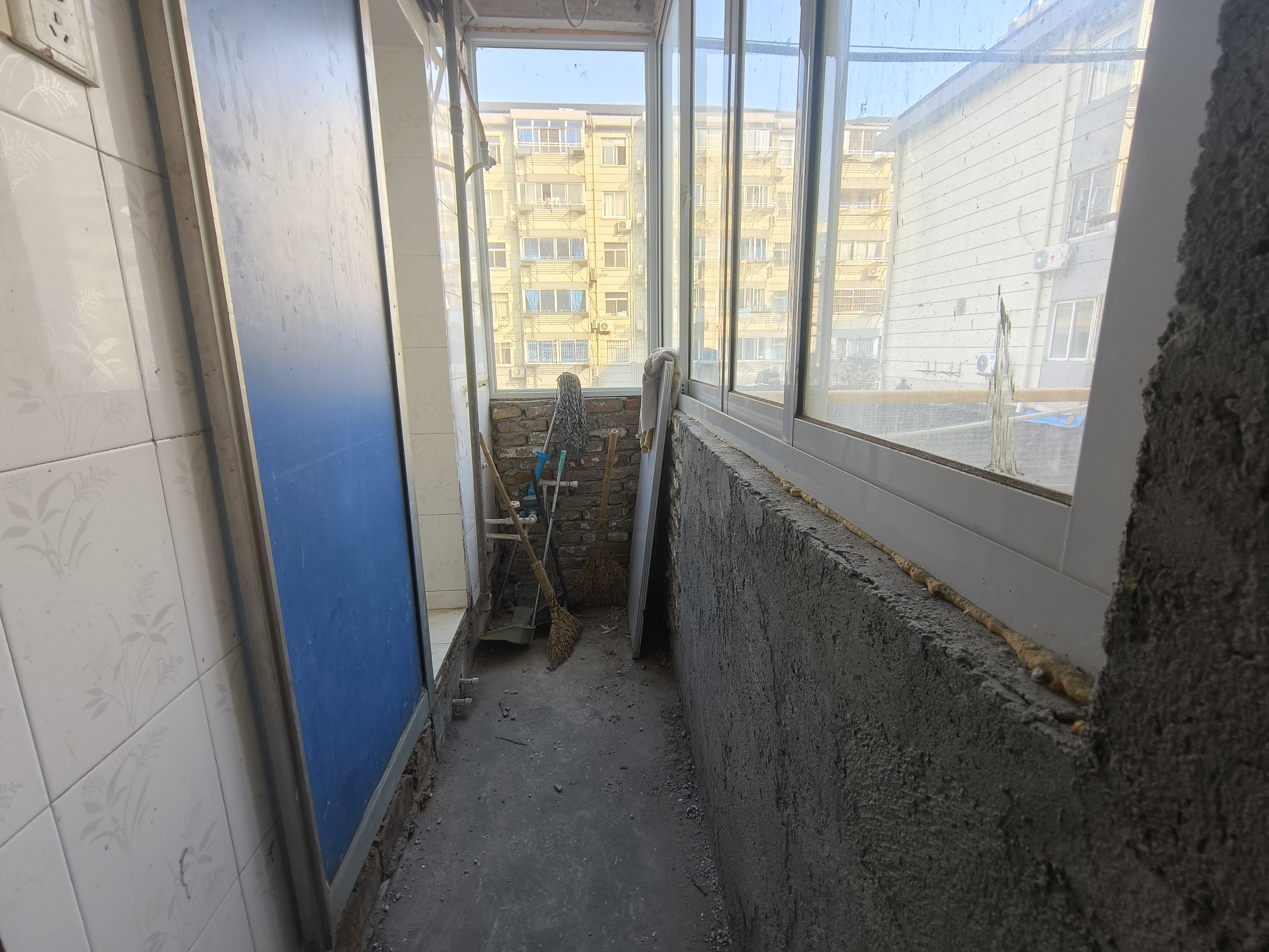 白家园 2室2厅1卫 82.15m&sup2;