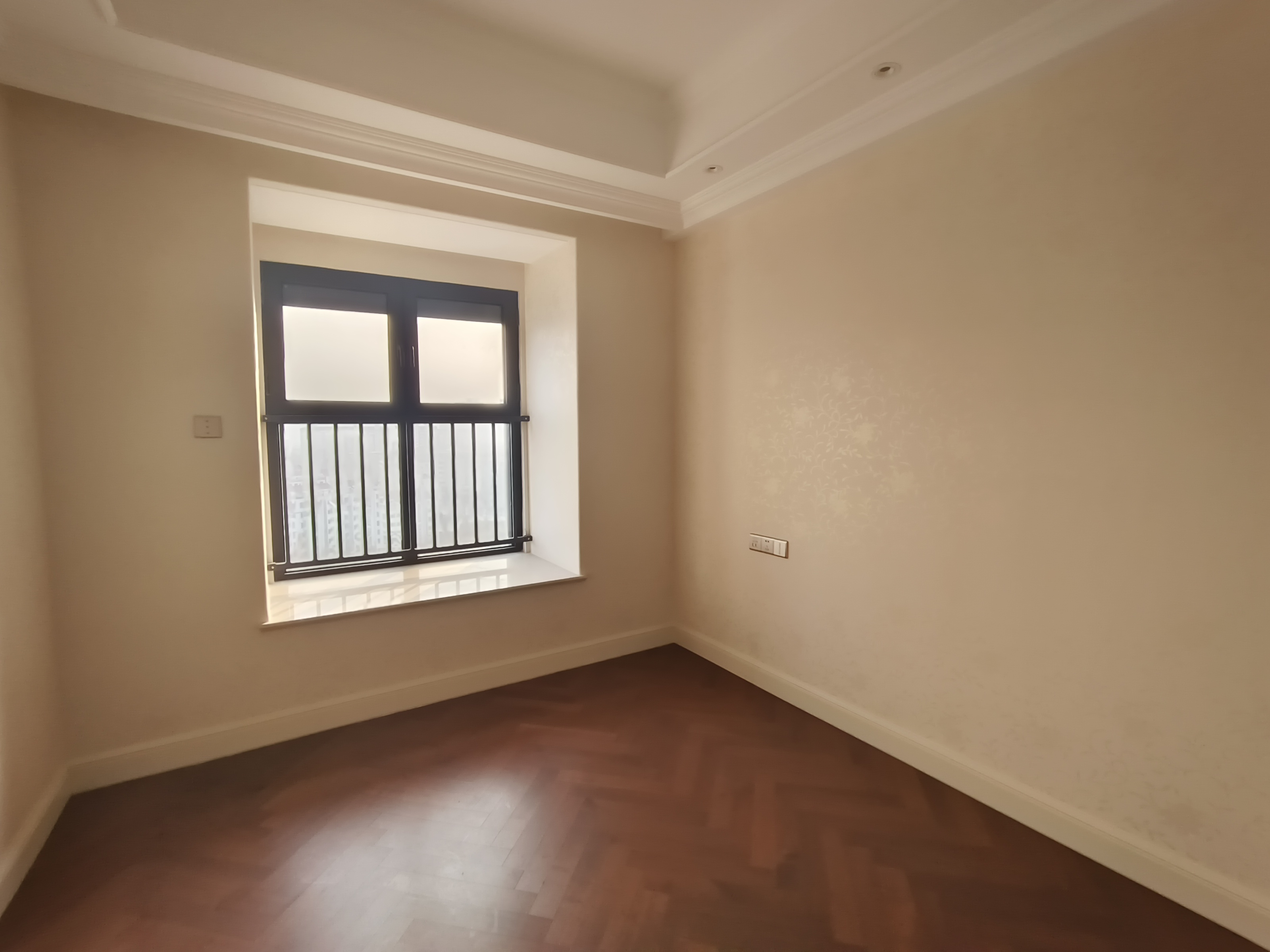 中海铂樾府 4室2厅2卫 142m&sup2;