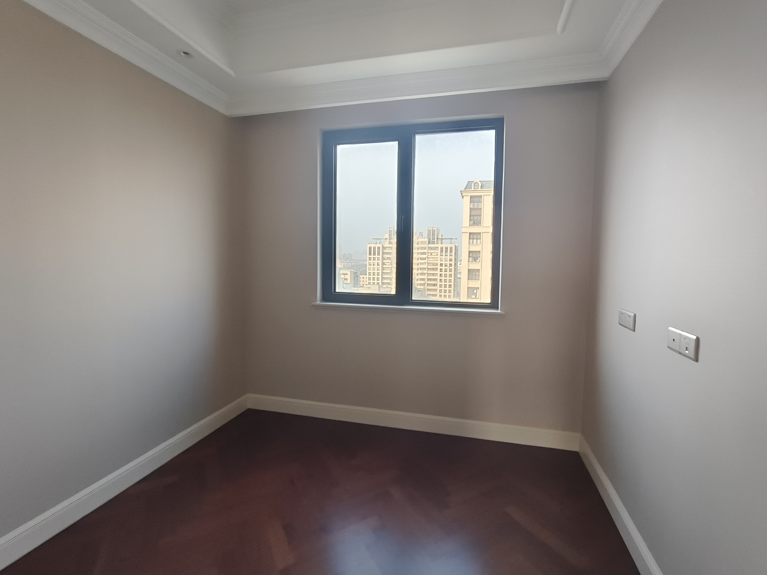 中海铂樾府 4室2厅2卫 142m&sup2;