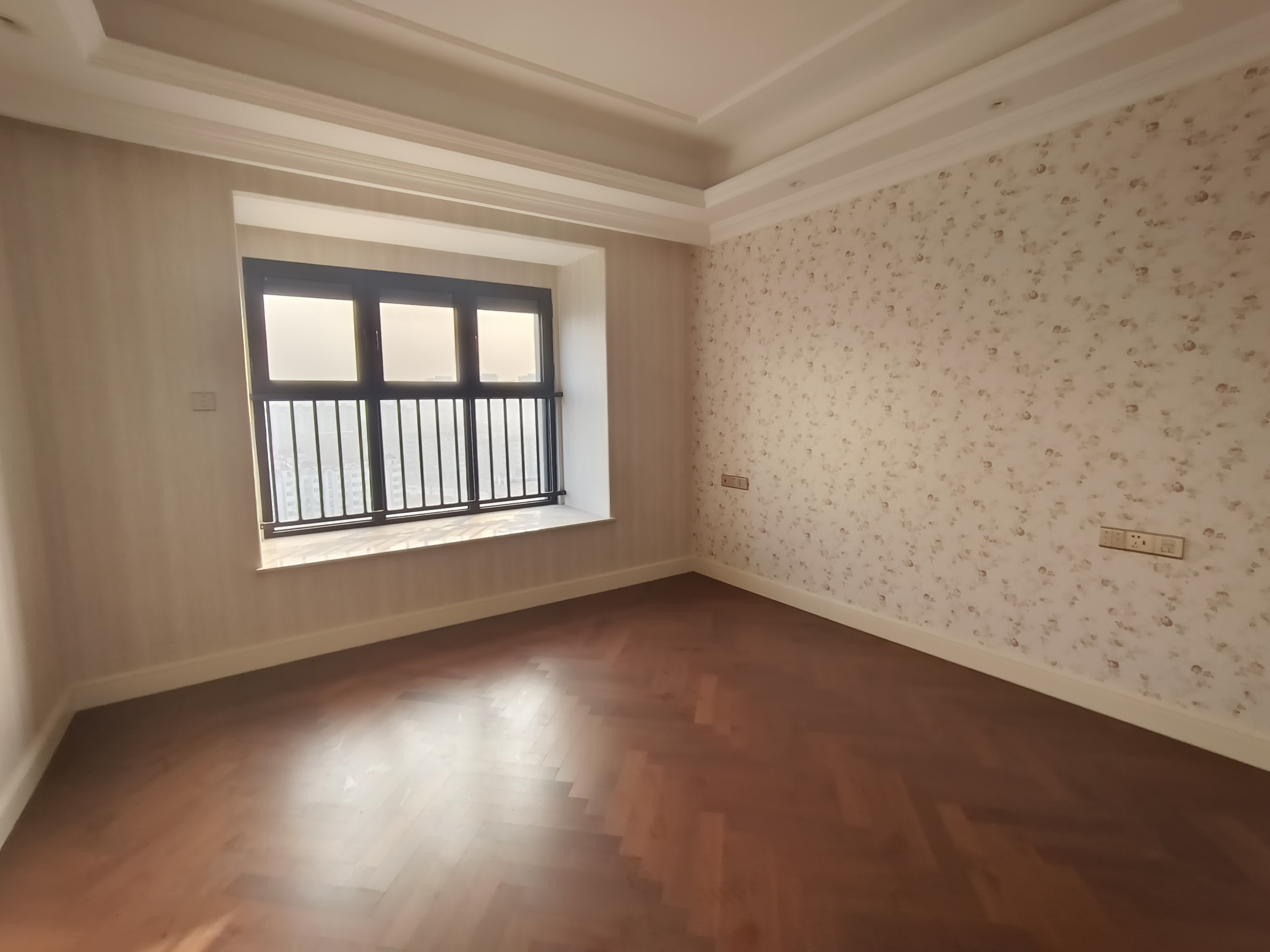 中海铂樾府 4室2厅2卫 142m&sup2;