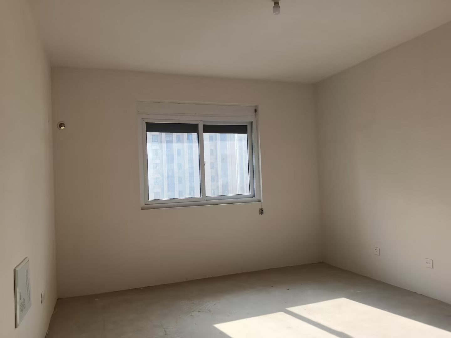 和润花苑 2室2厅1卫 100.64m&sup2;