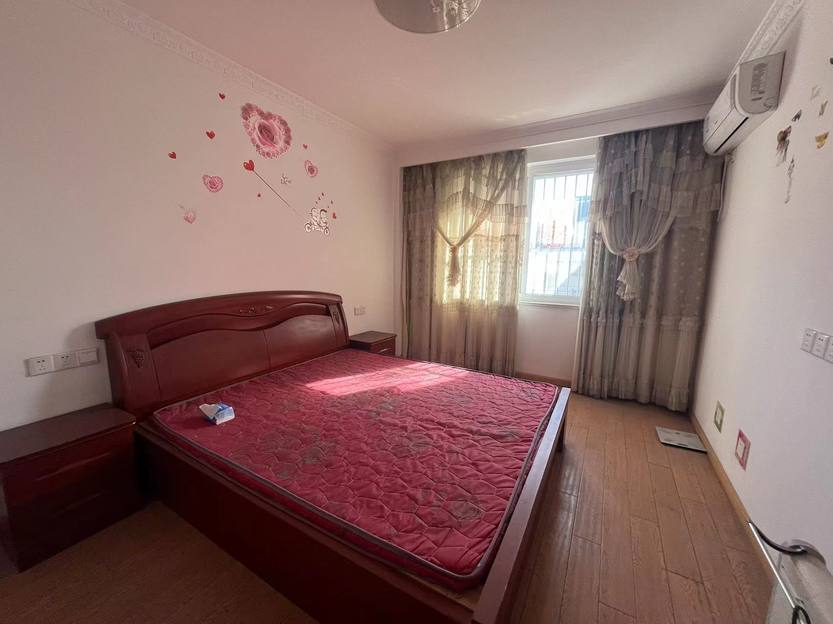 怡居北苑 4室2厅2卫 90.00m&sup2;
