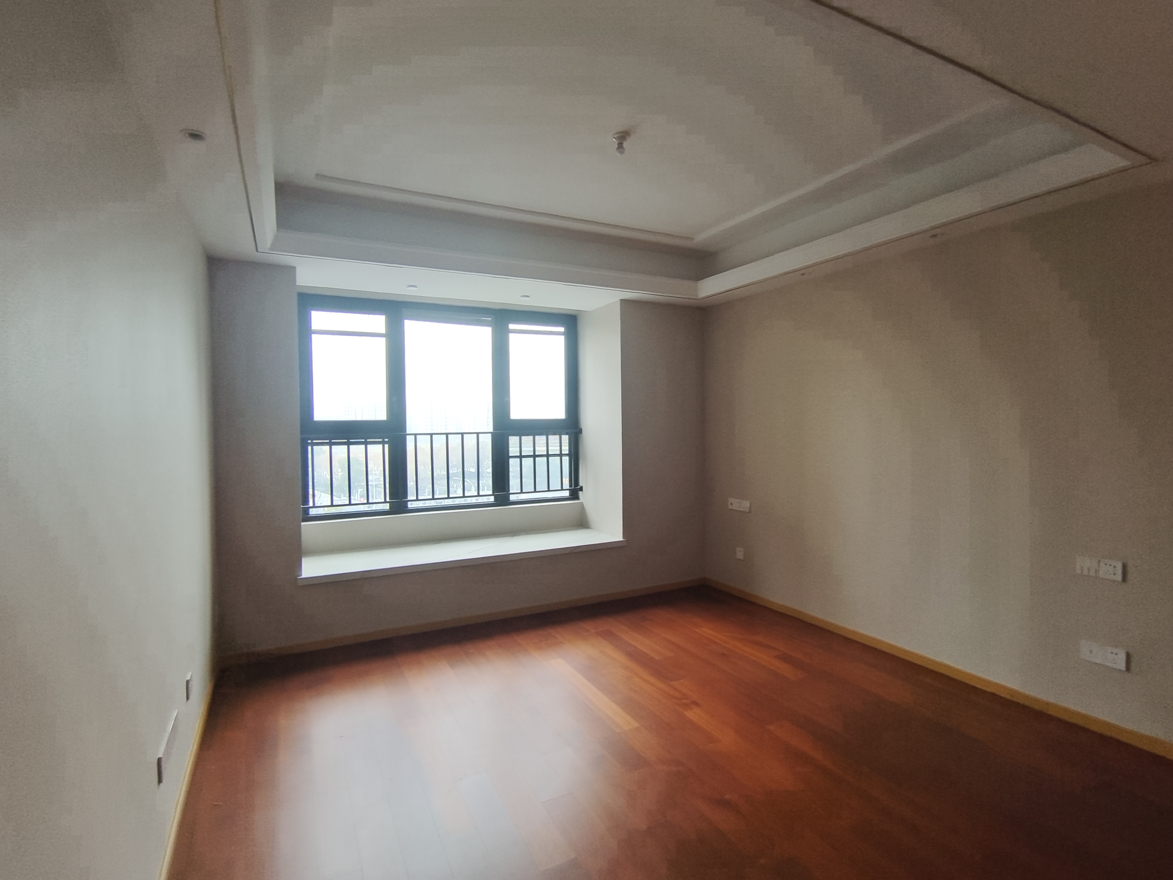 绿城蘭园 4室2厅2卫 143m&sup2;