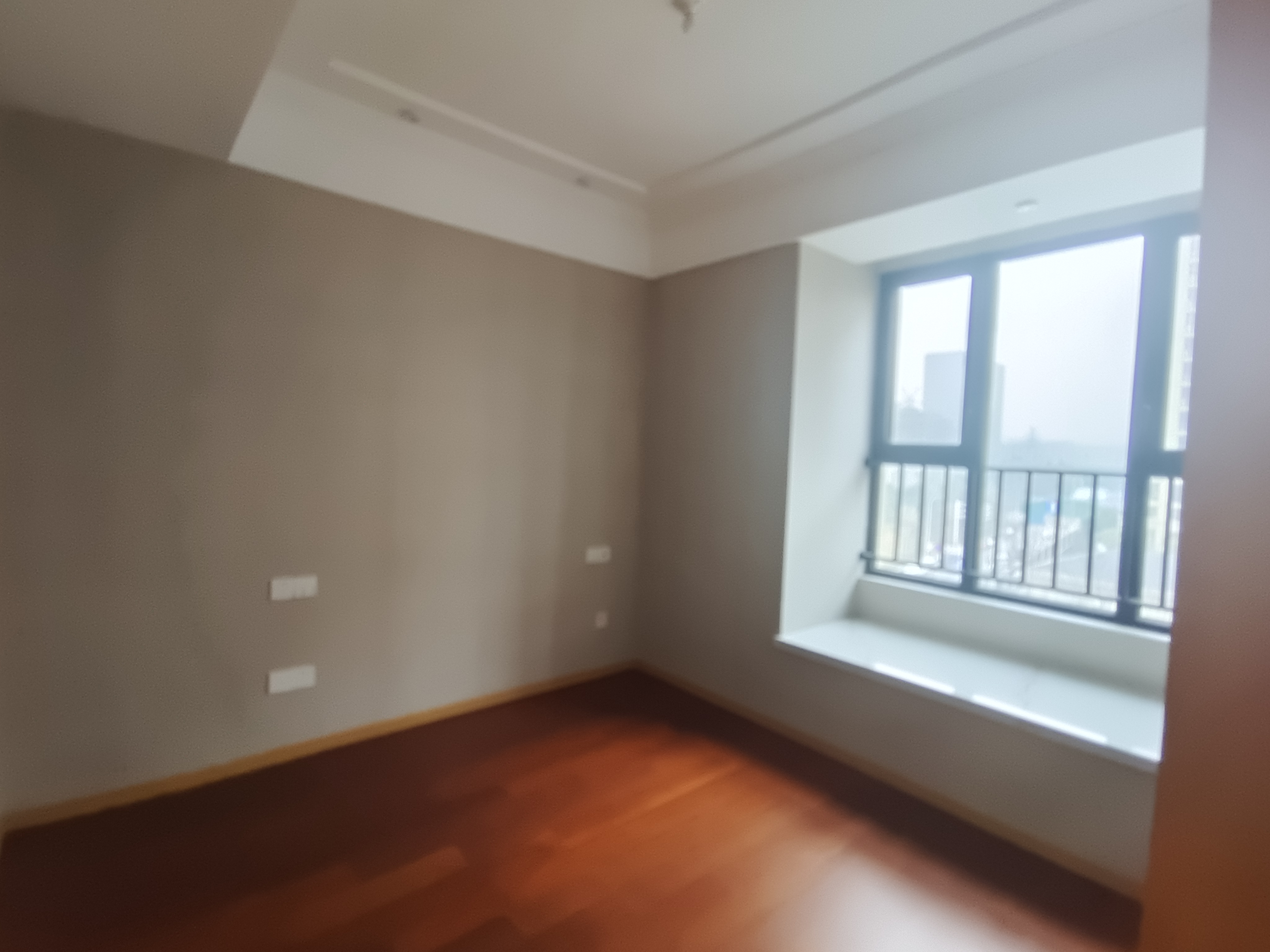 绿城蘭园 4室2厅2卫 143m&sup2;