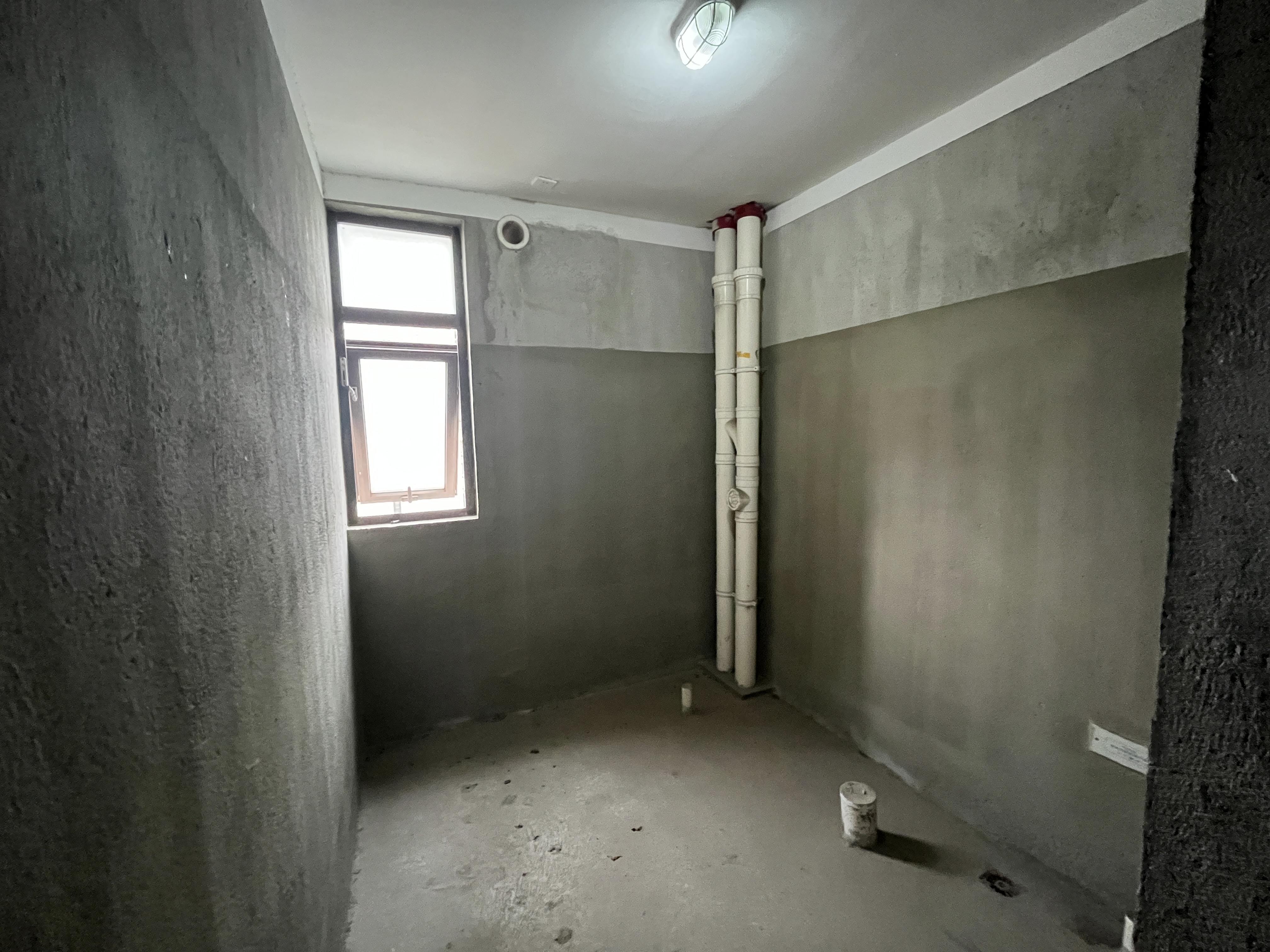 华强城 3室2厅2卫 128.43m²