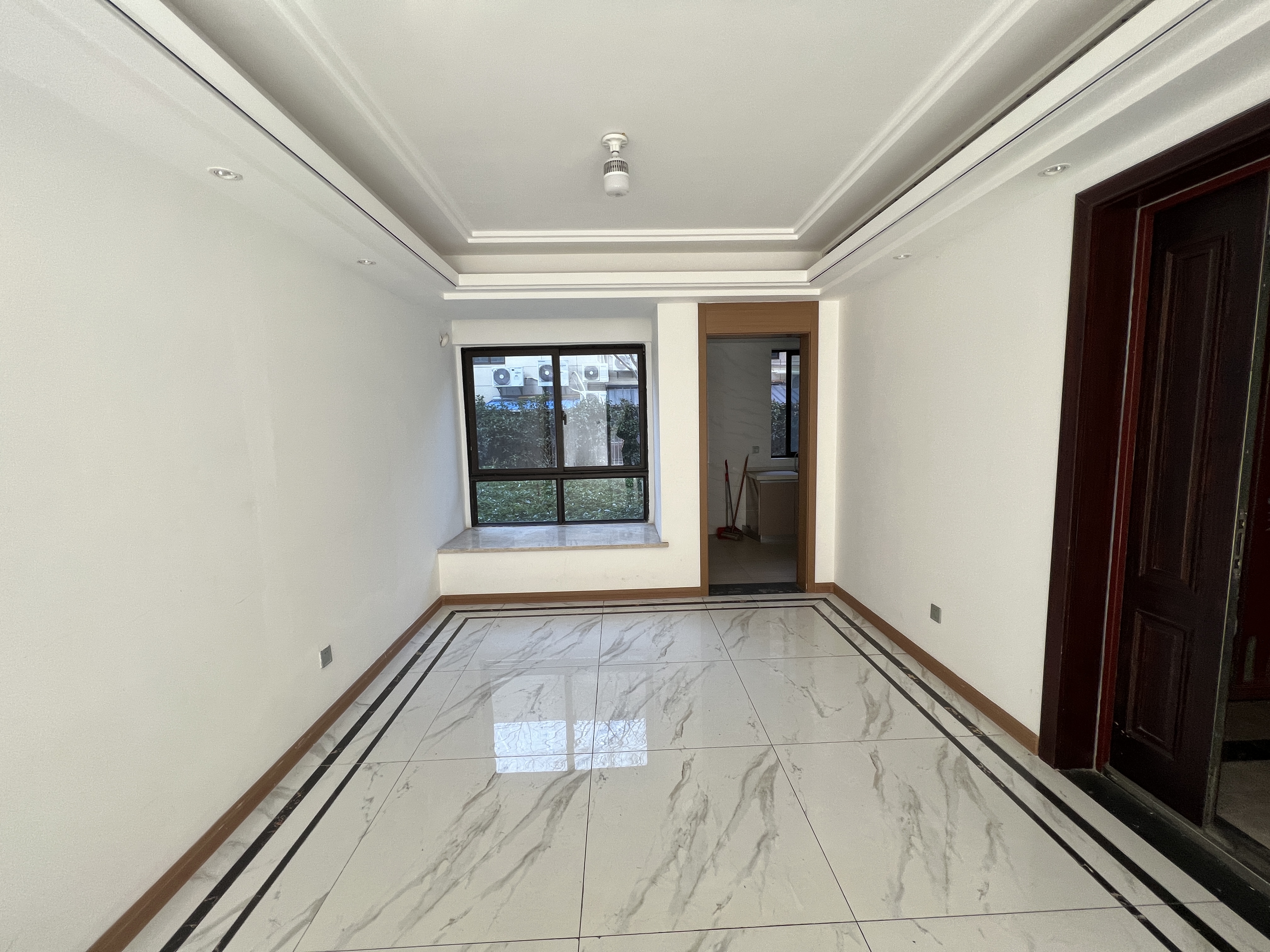 铂金时代 4室2厅2卫 135.00m&sup2;