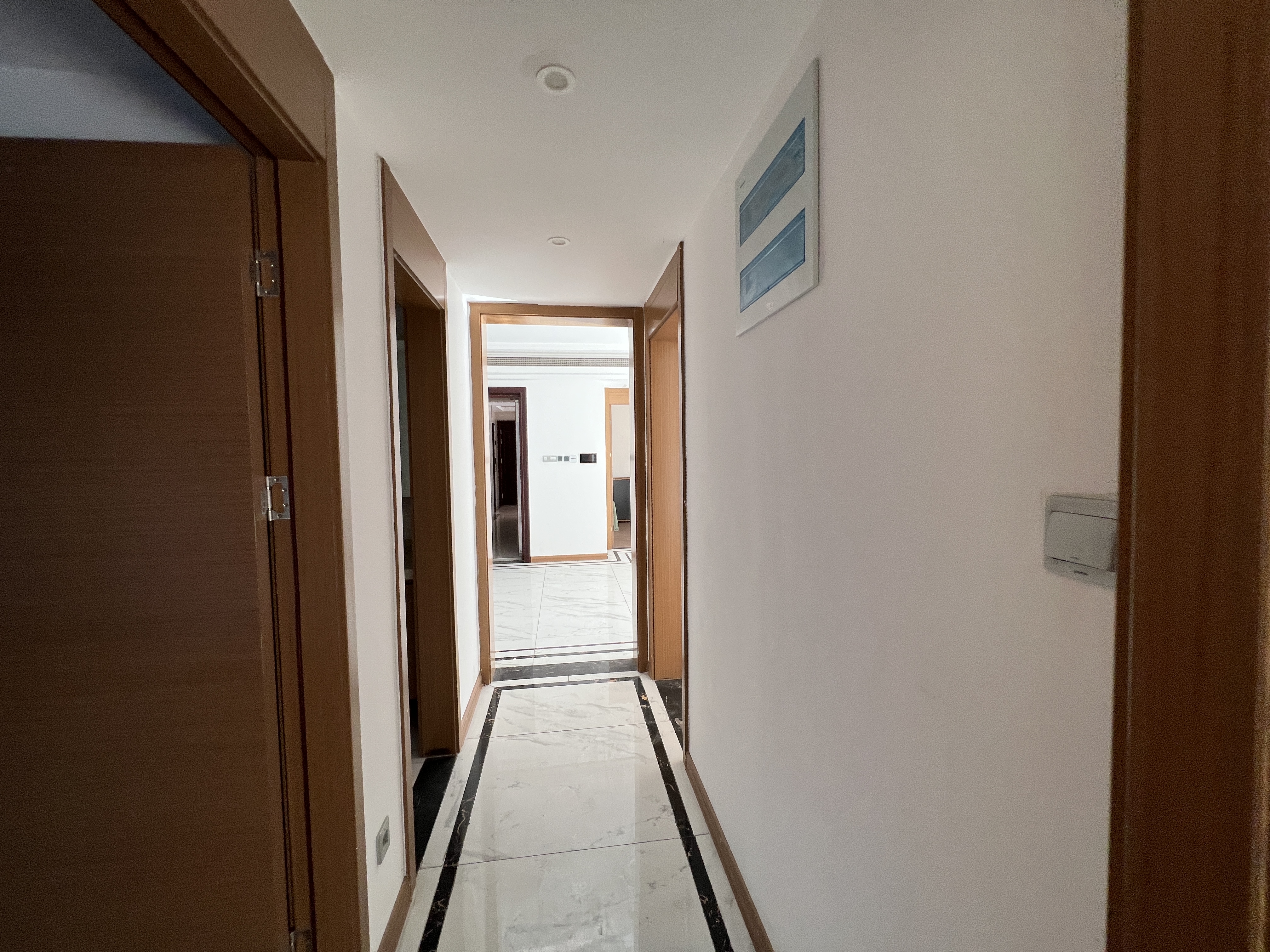 铂金时代 4室2厅2卫 135.00m&sup2;