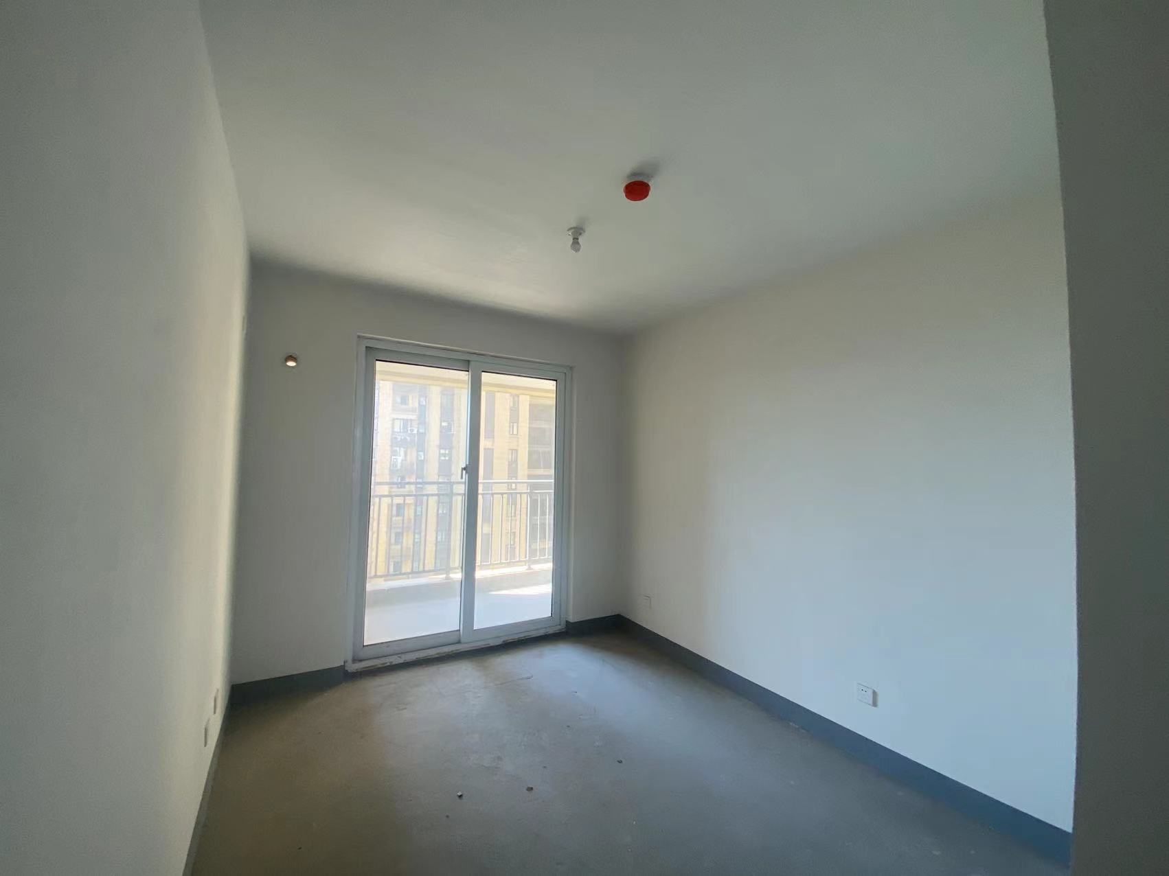 新城香溢紫郡 4室2厅2卫 141m&sup2;
