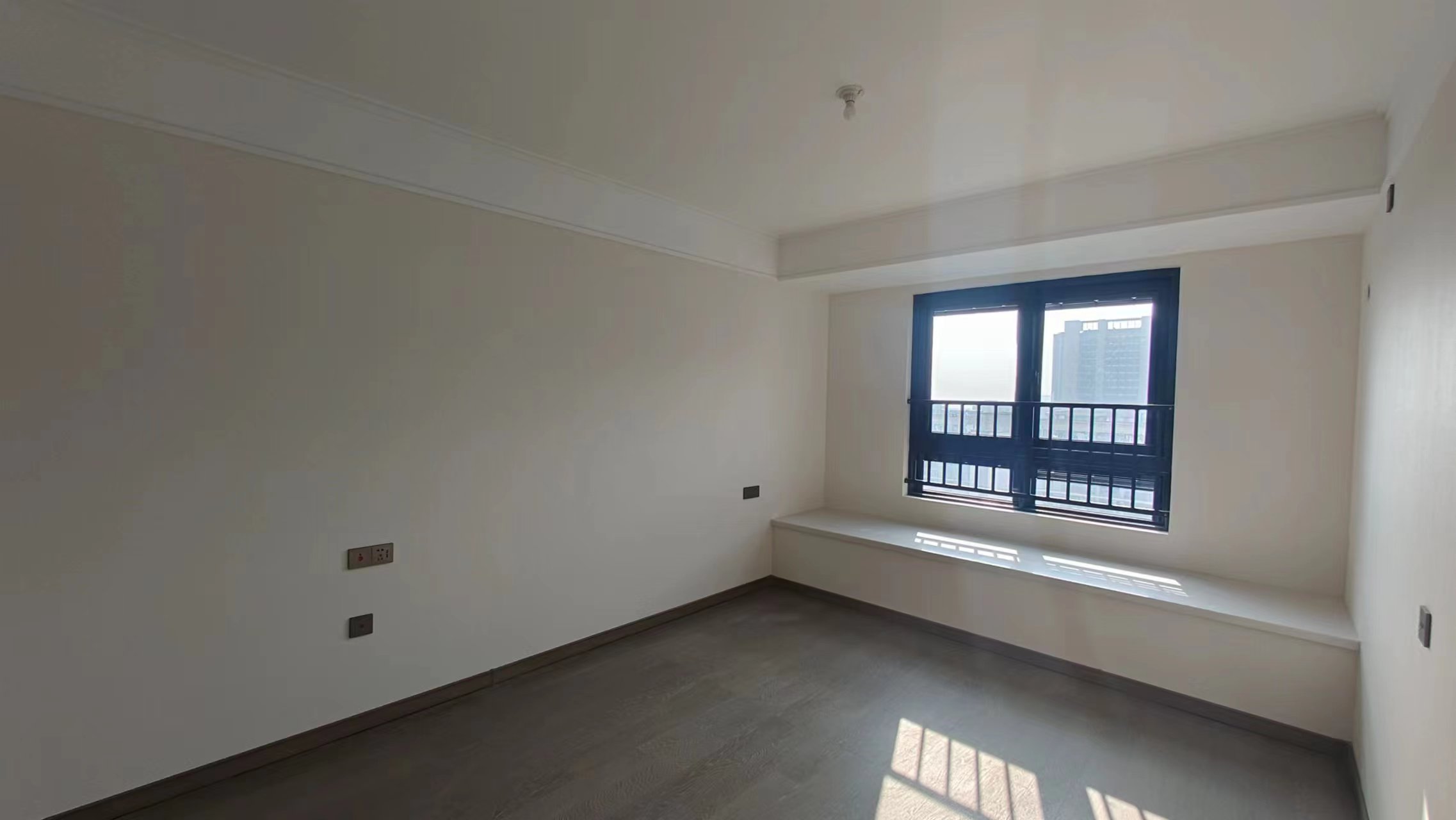 万科未来之光 3室2厅1卫 93m&sup2;