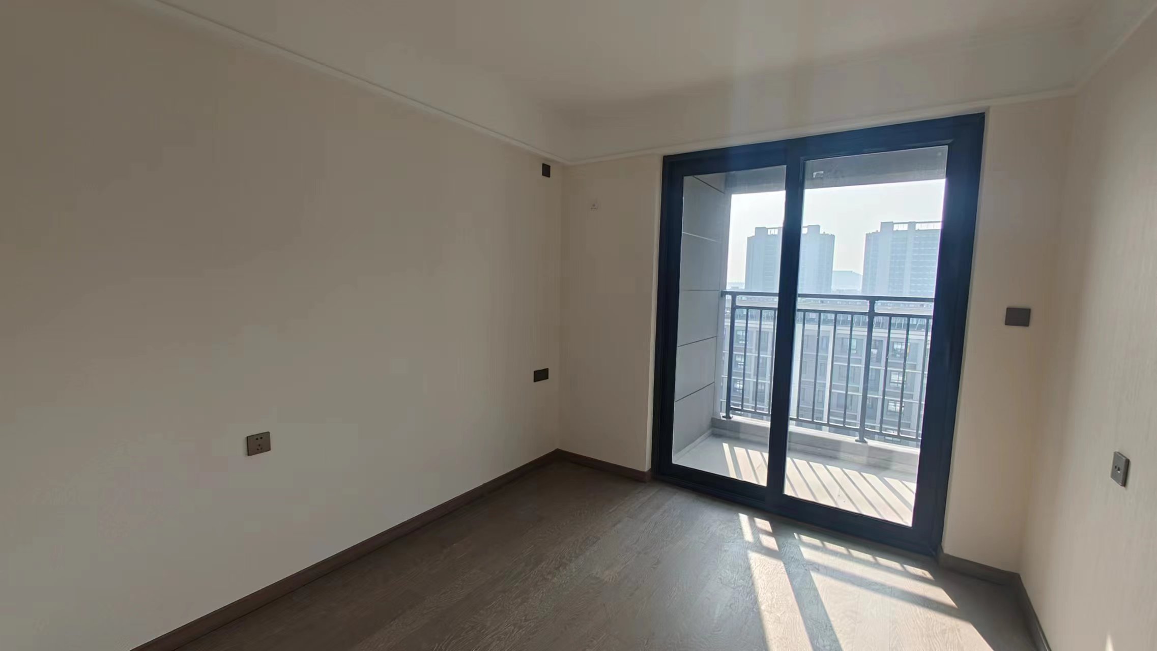 万科未来之光 3室2厅1卫 93m&sup2;