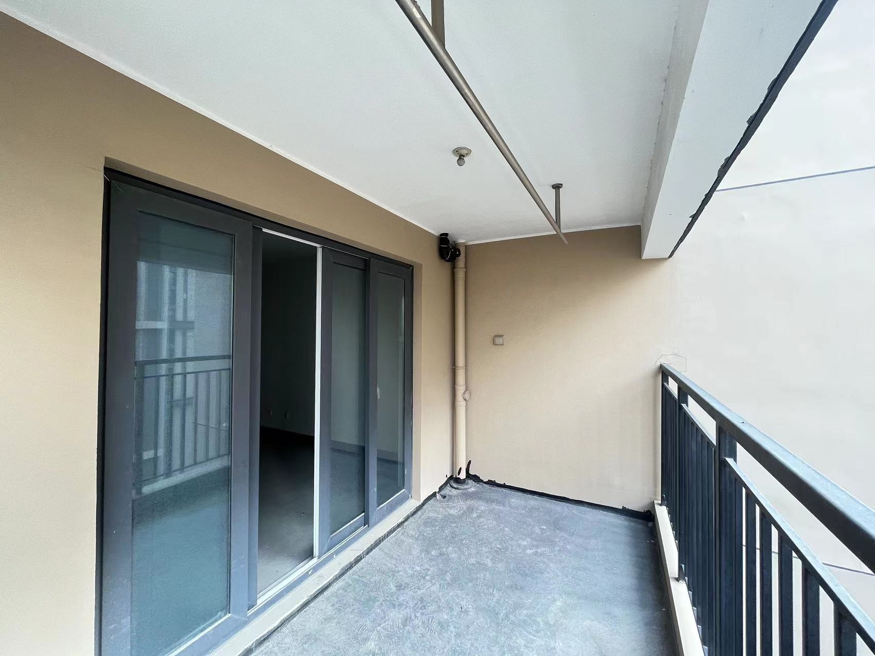 南山国际社区 4室2厅2卫 143m&sup2;