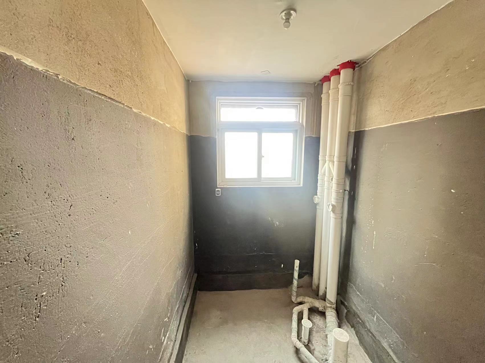 南山国际社区 4室2厅2卫 143m&sup2;