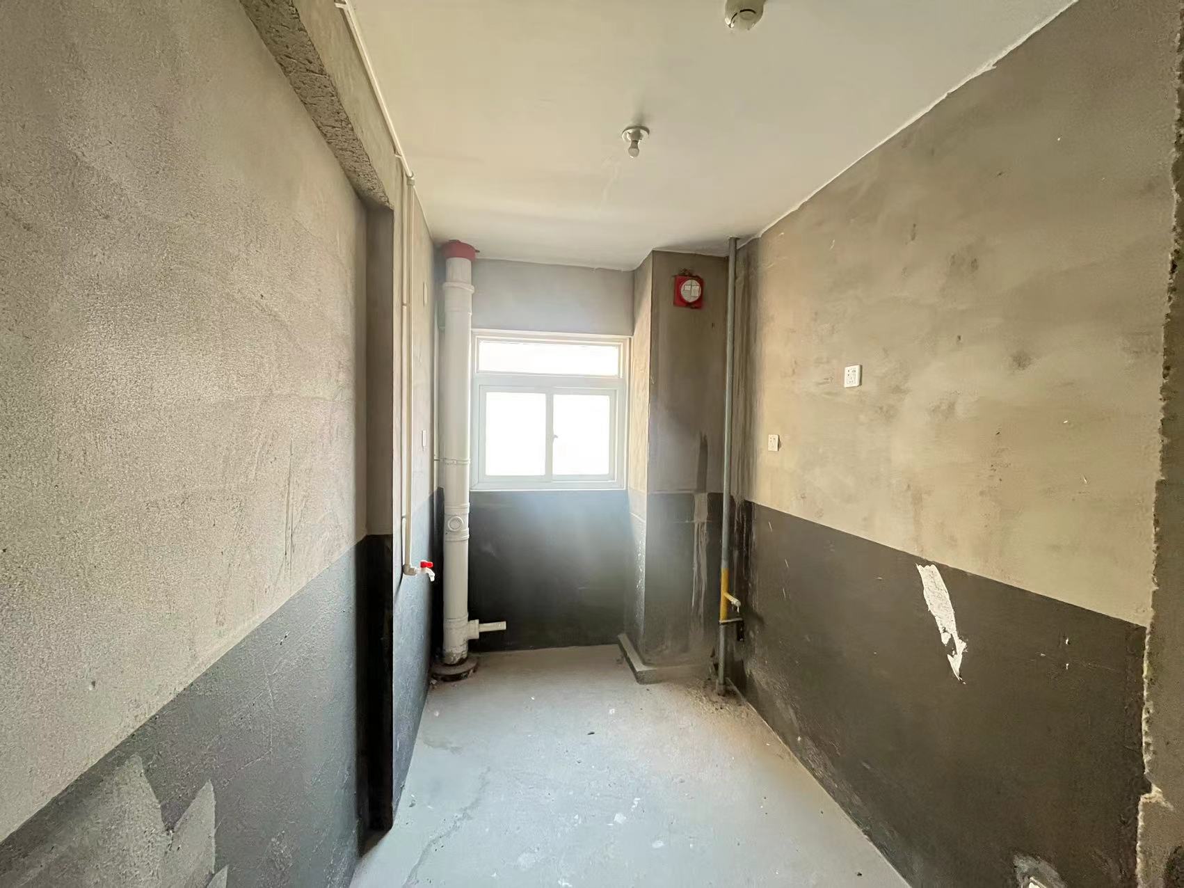 南山国际社区 4室2厅2卫 143m&sup2;