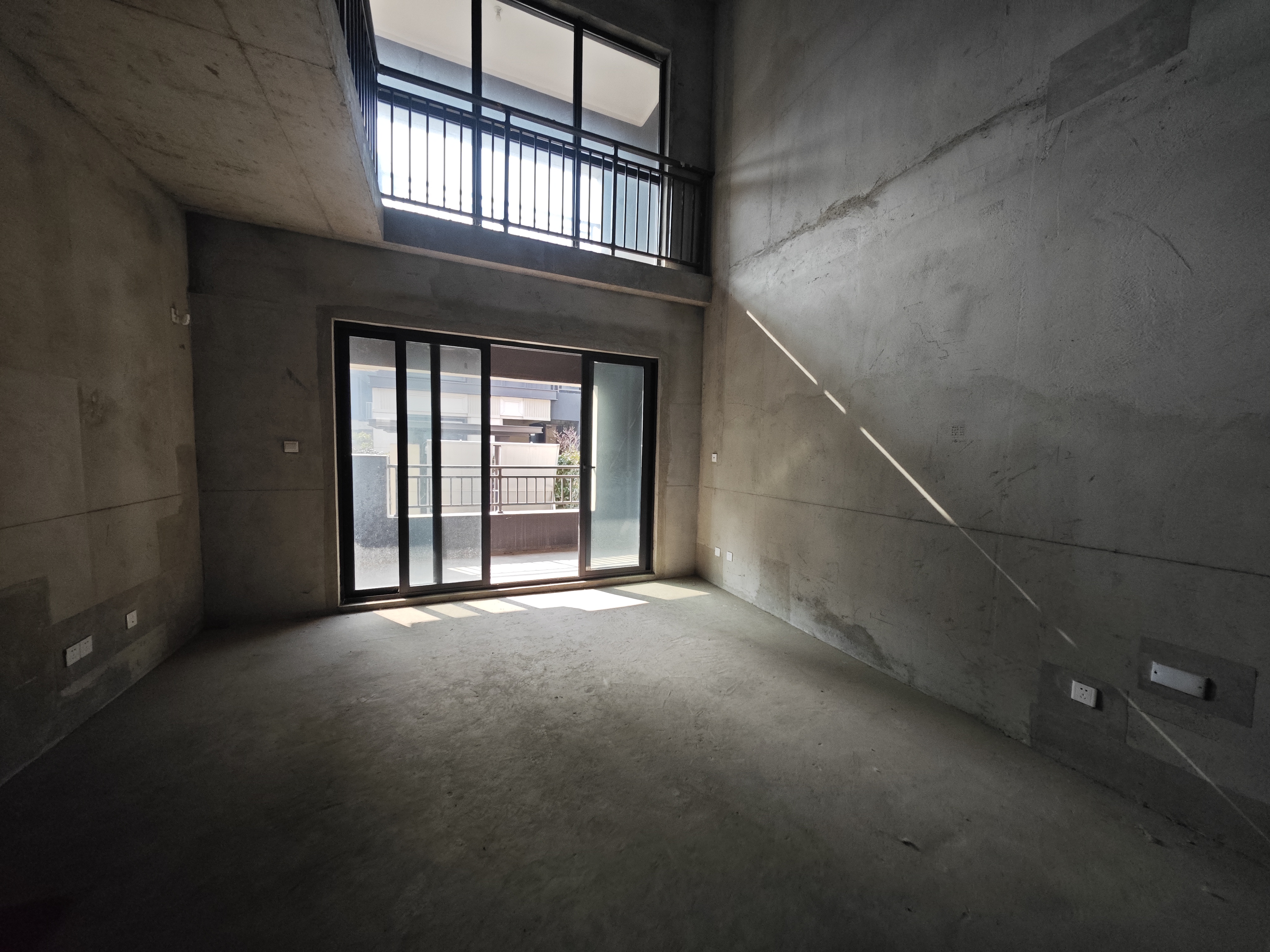 崇州府 3室2厅2卫 162m&sup2;