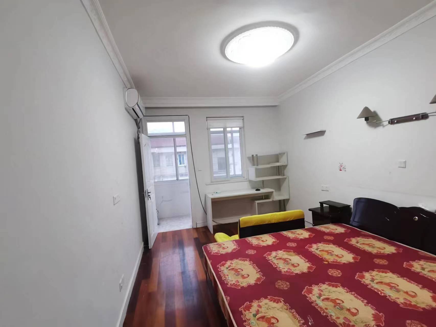城港新村 2室2厅1卫 65m&sup2;