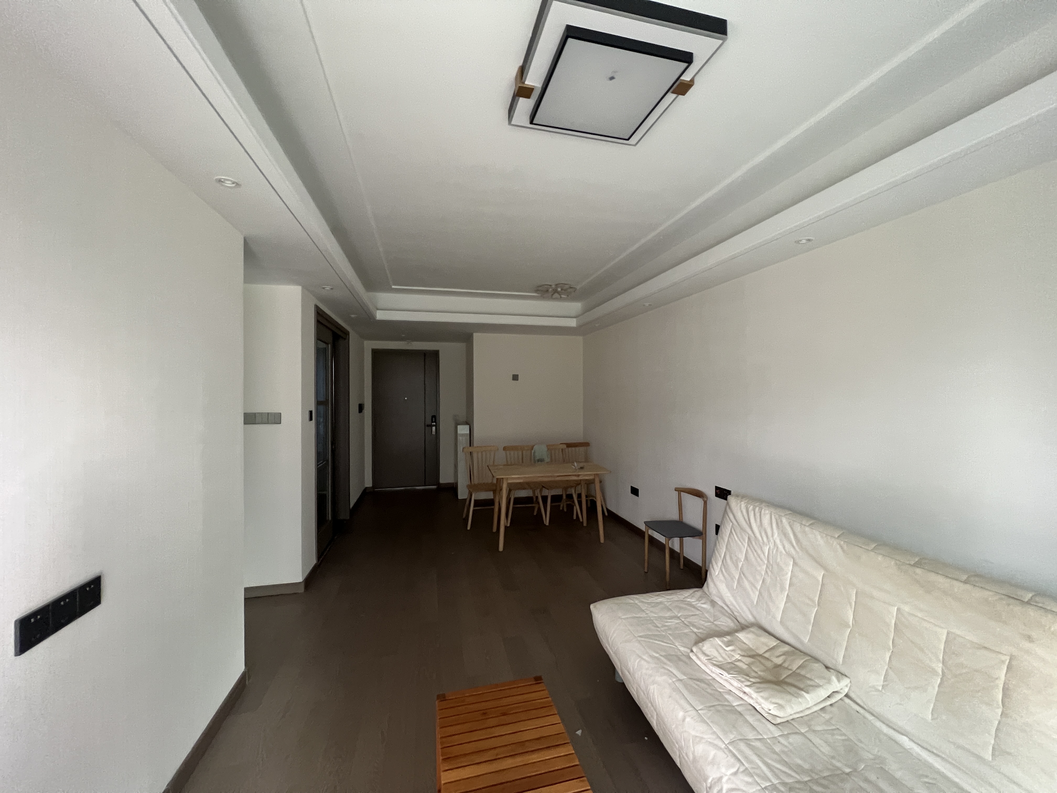 万科时代之光 3室2厅1卫 93m²