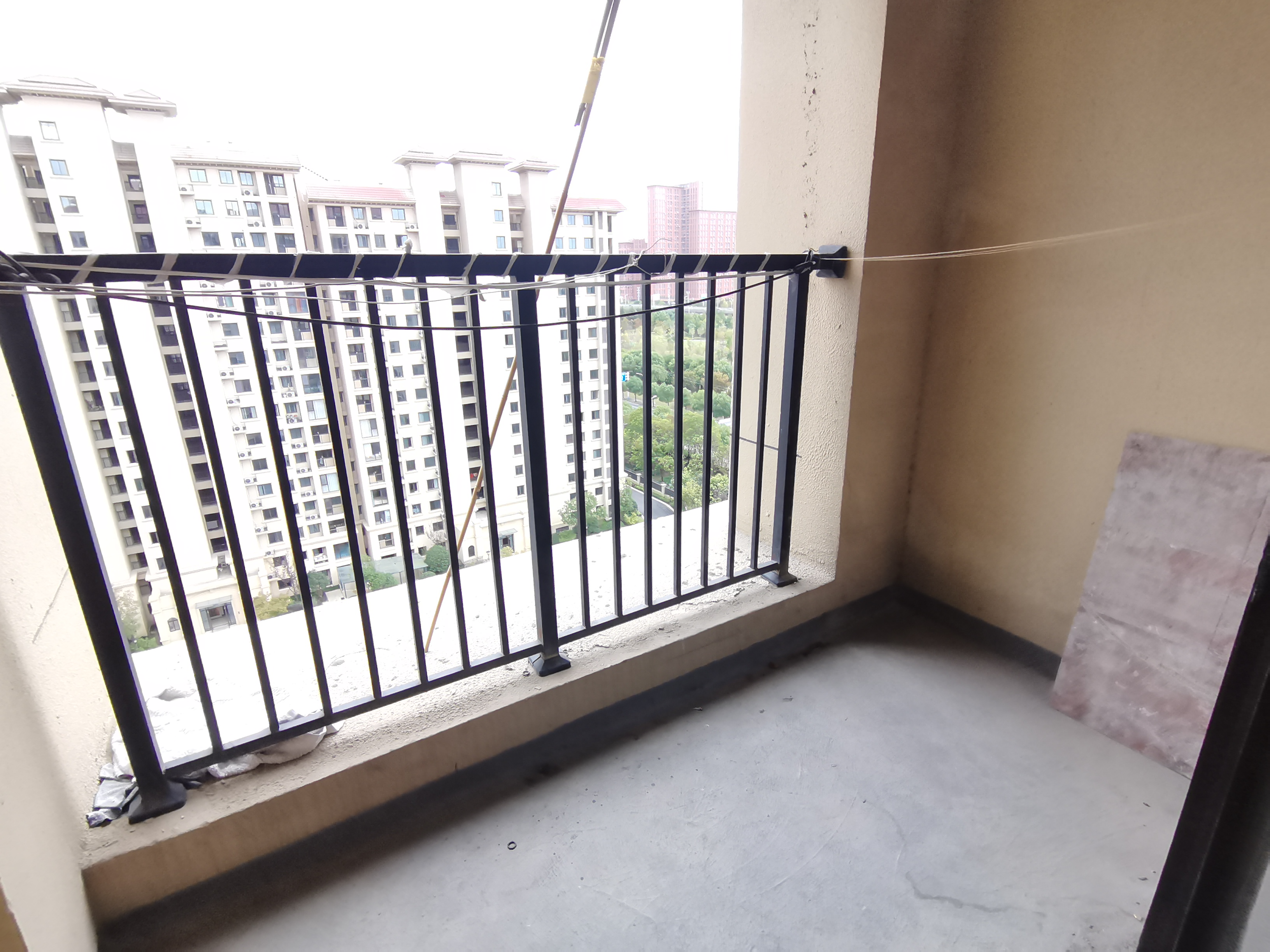 雨润星雨华府北区 3室2厅1卫 101m&sup2;