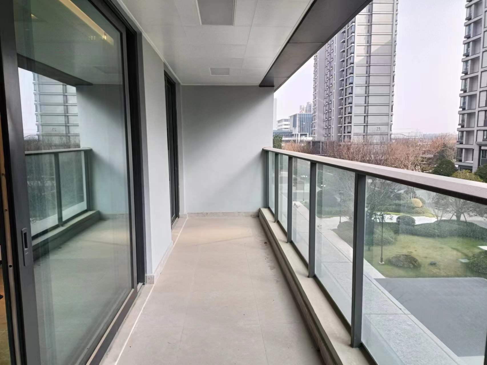 万科方圆 3室2厅2卫 130m&sup2;