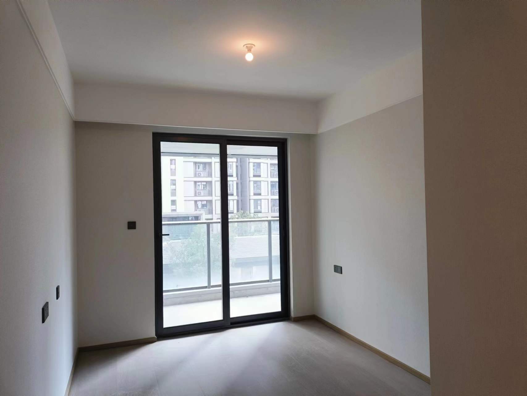 万科方圆 3室2厅2卫 130m&sup2;