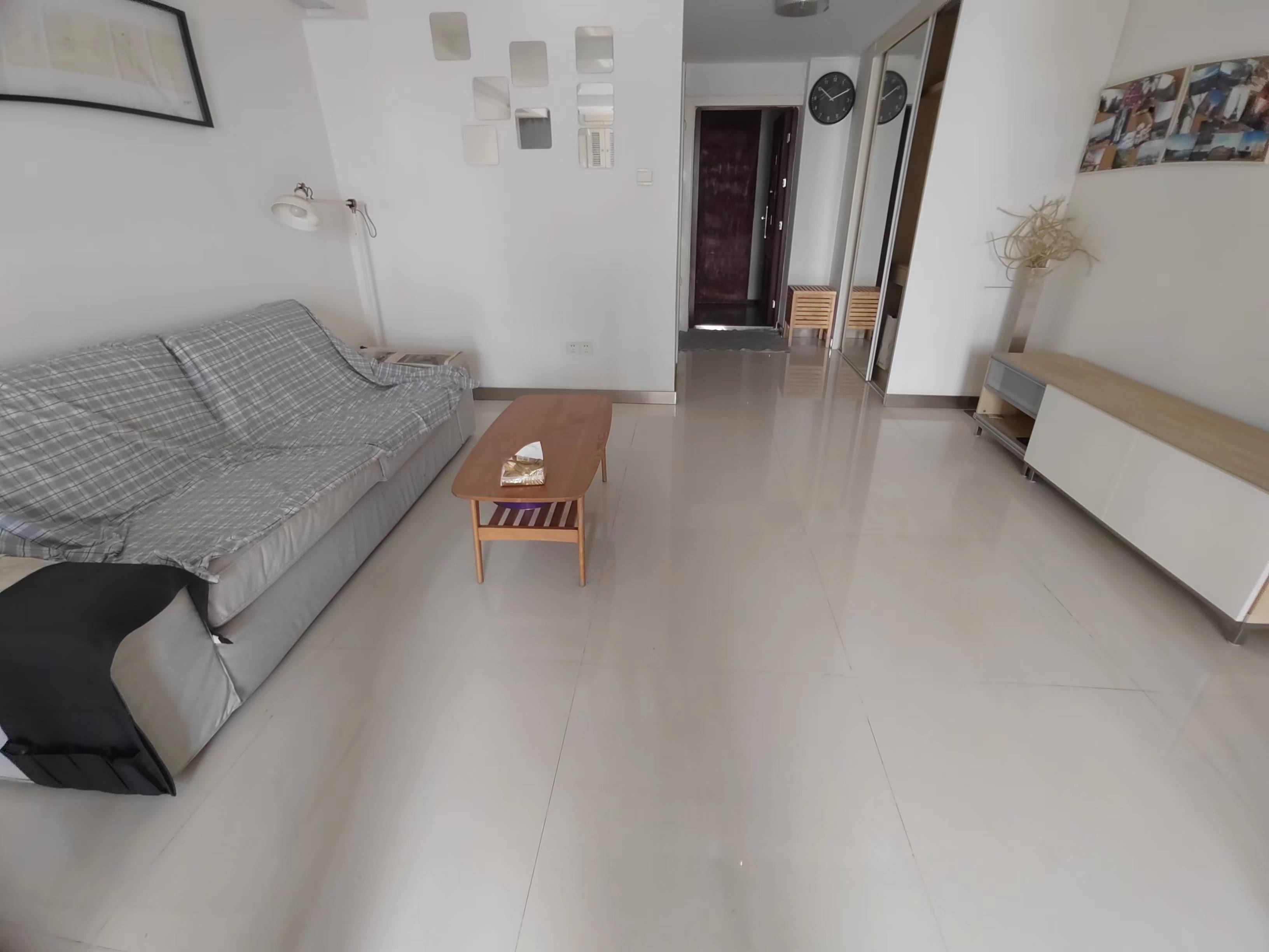 紫阳开心公寓 1室1厅1卫 58m&sup2;
