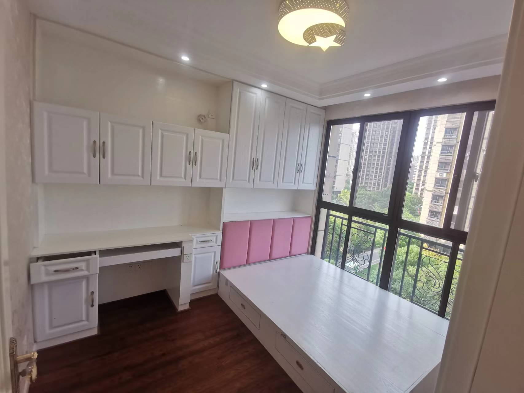 御景澜庭 3室2厅1卫 100.3m&sup2;